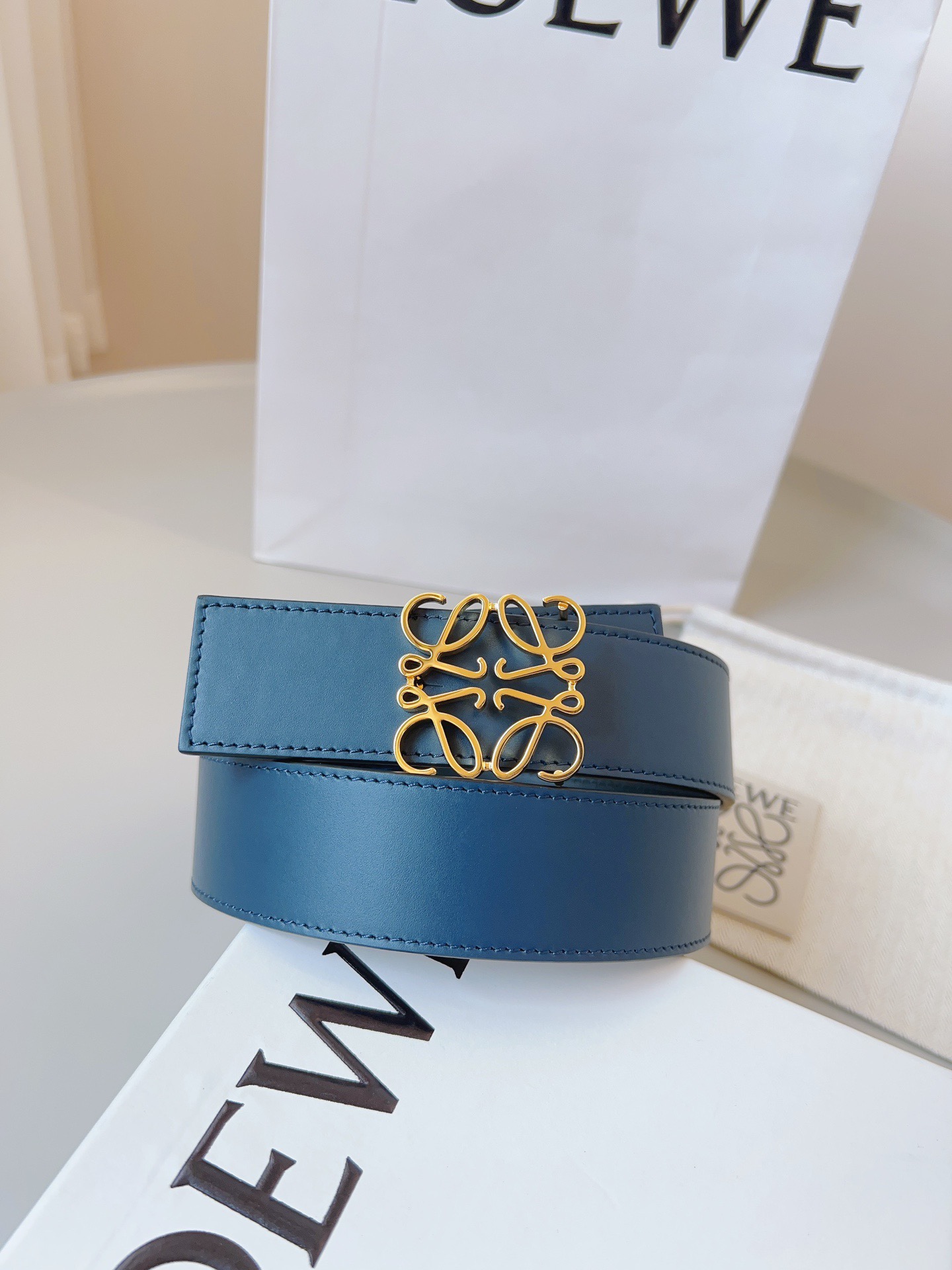 Loewe 로에베 양면 가죽 Anagram 버클 벨트 9