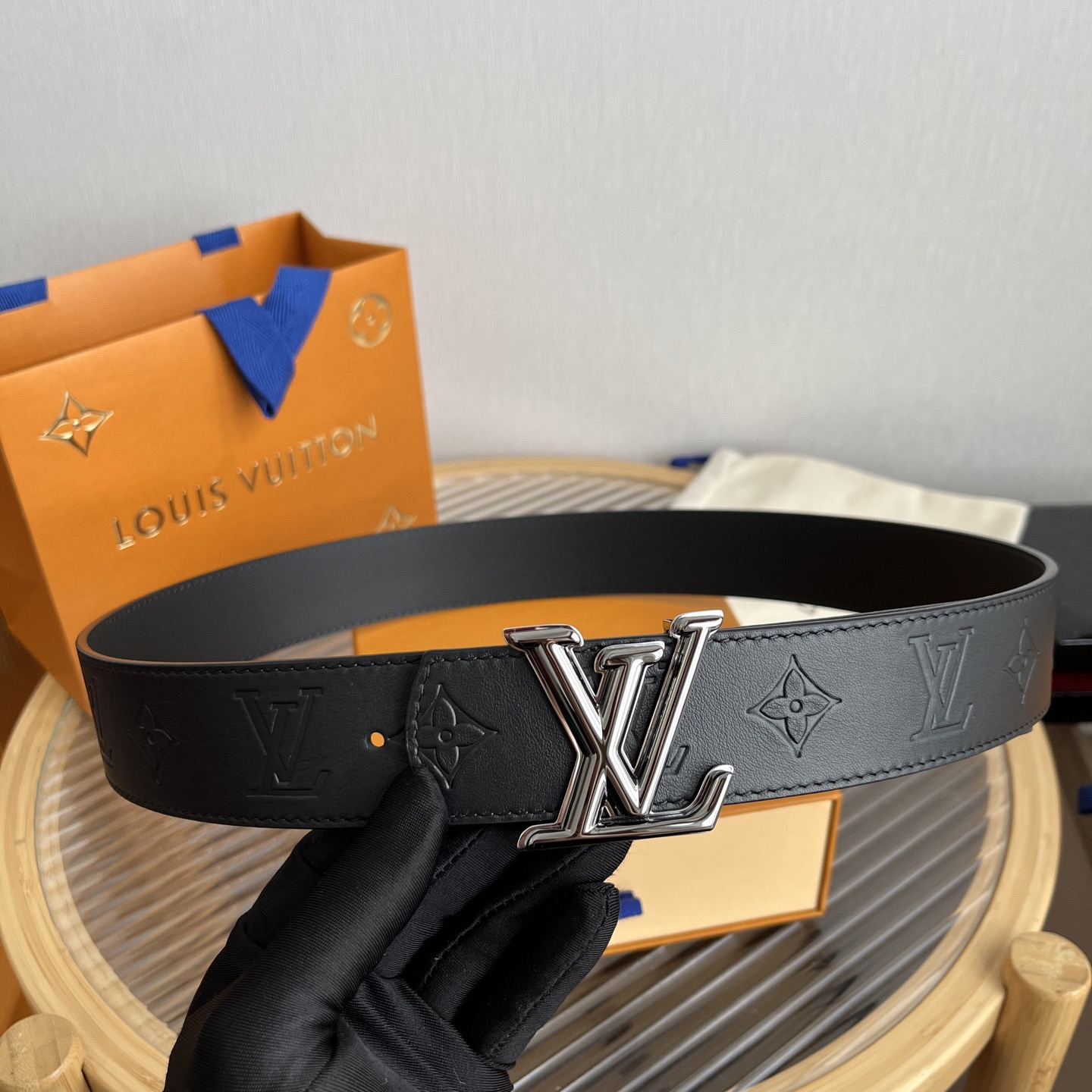 Ferragamo 살바토레 페라가모 FW2023 Gancini 잠금장치 토트백 7