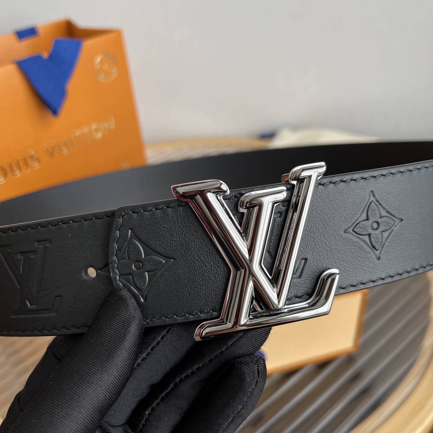 Ferragamo 살바토레 페라가모 FW2023 Gancini 잠금장치 토트백 8