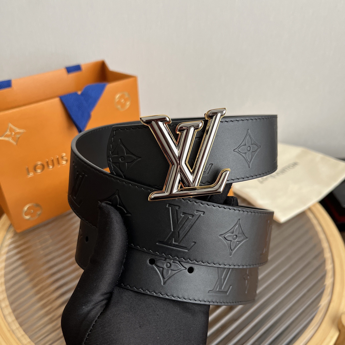 Louis Vuitton 루이비통 루이 비통 모노그램 레인보우 버클 소가죽 벨트 7