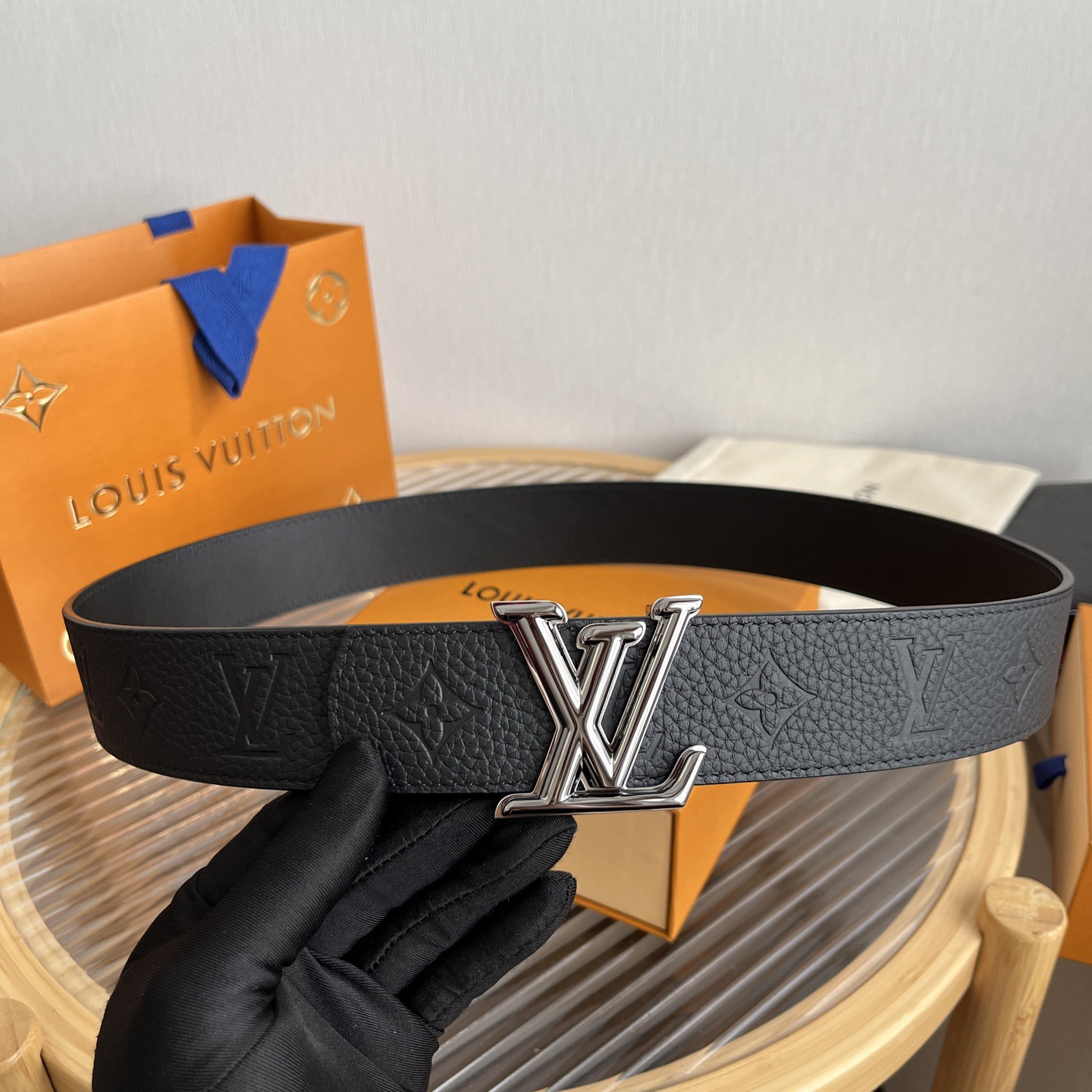 Louis Vuitton 루이비통 루이 비통 모노그램 레인보우 버클 소가죽 벨트 1