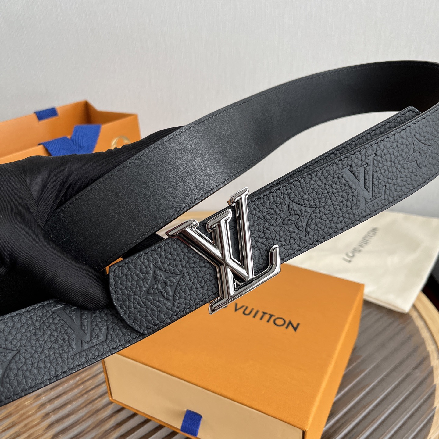 Louis Vuitton 루이비통 루이 비통 모노그램 레인보우 버클 소가죽 벨트 3