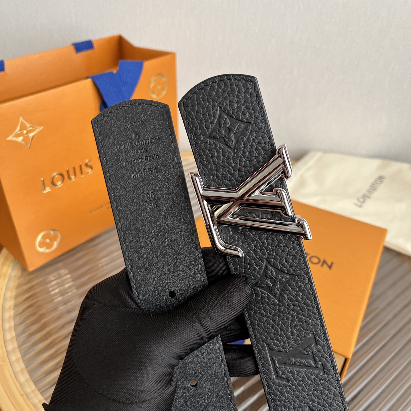 Louis Vuitton 루이비통 루이 비통 모노그램 레인보우 버클 소가죽 벨트 4