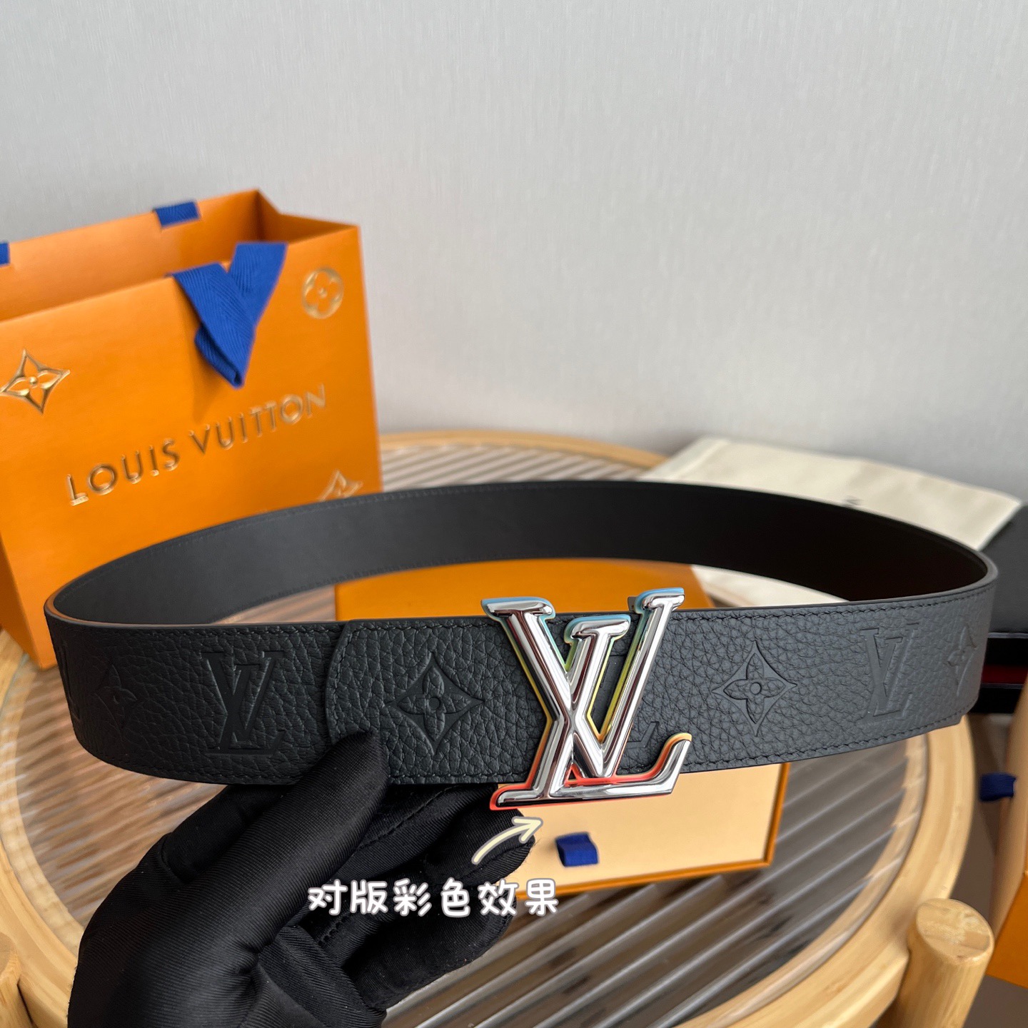 FERRAGAMO 살바토레 페라가모 SS2023 Gancini 버킷백 10