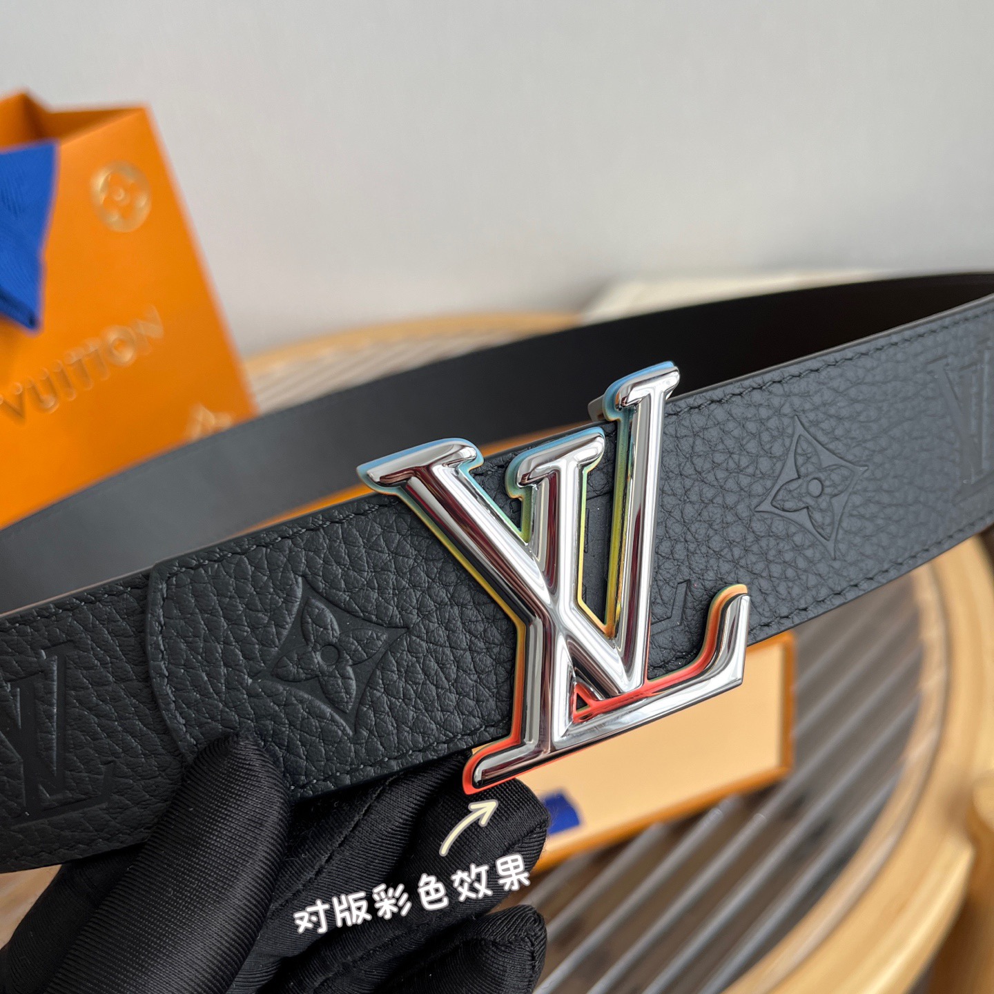 FERRAGAMO 살바토레 페라가모 SS2023 Gancini 버킷백 11