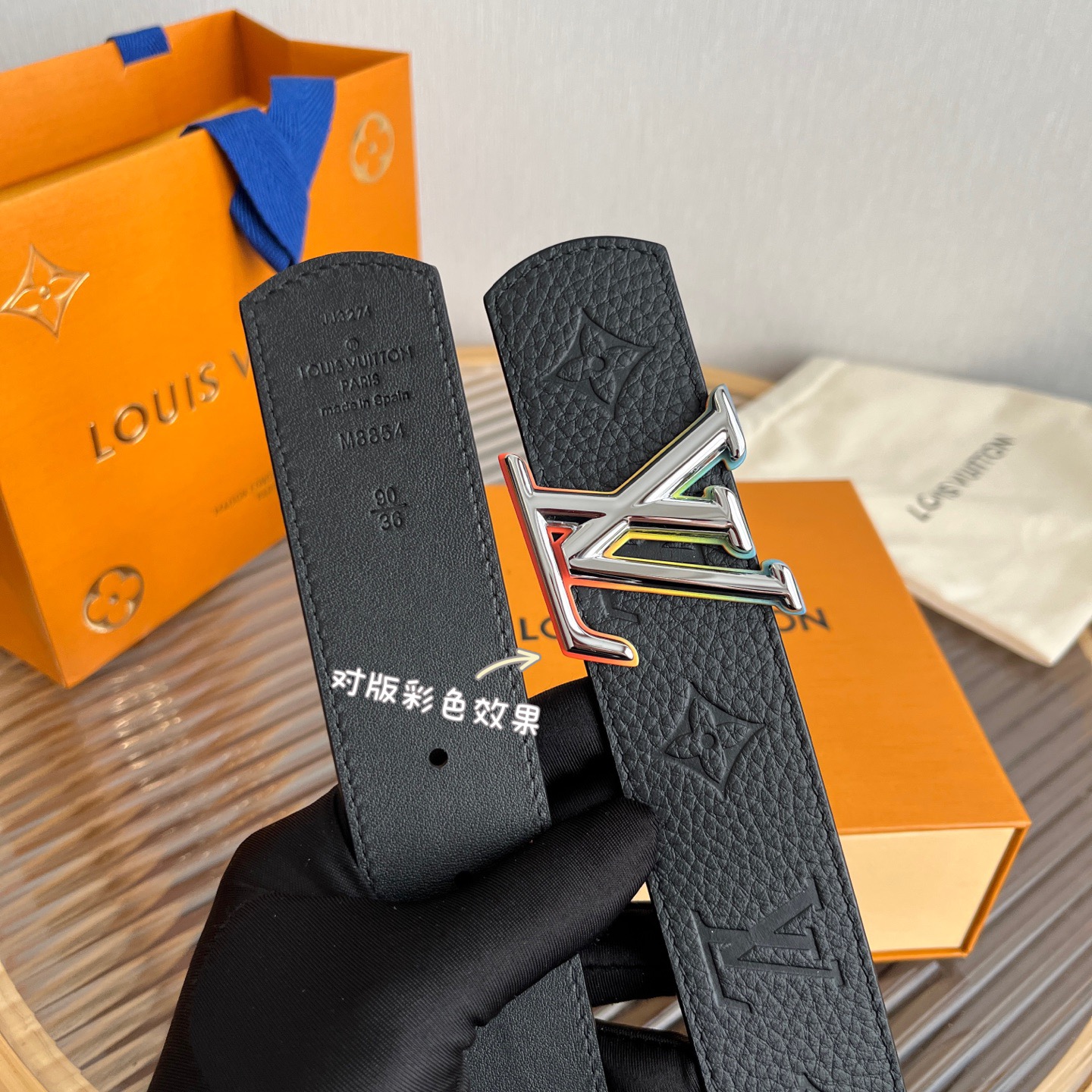 FERRAGAMO 살바토레 페라가모 SS2023 Gancini 버킷백 14