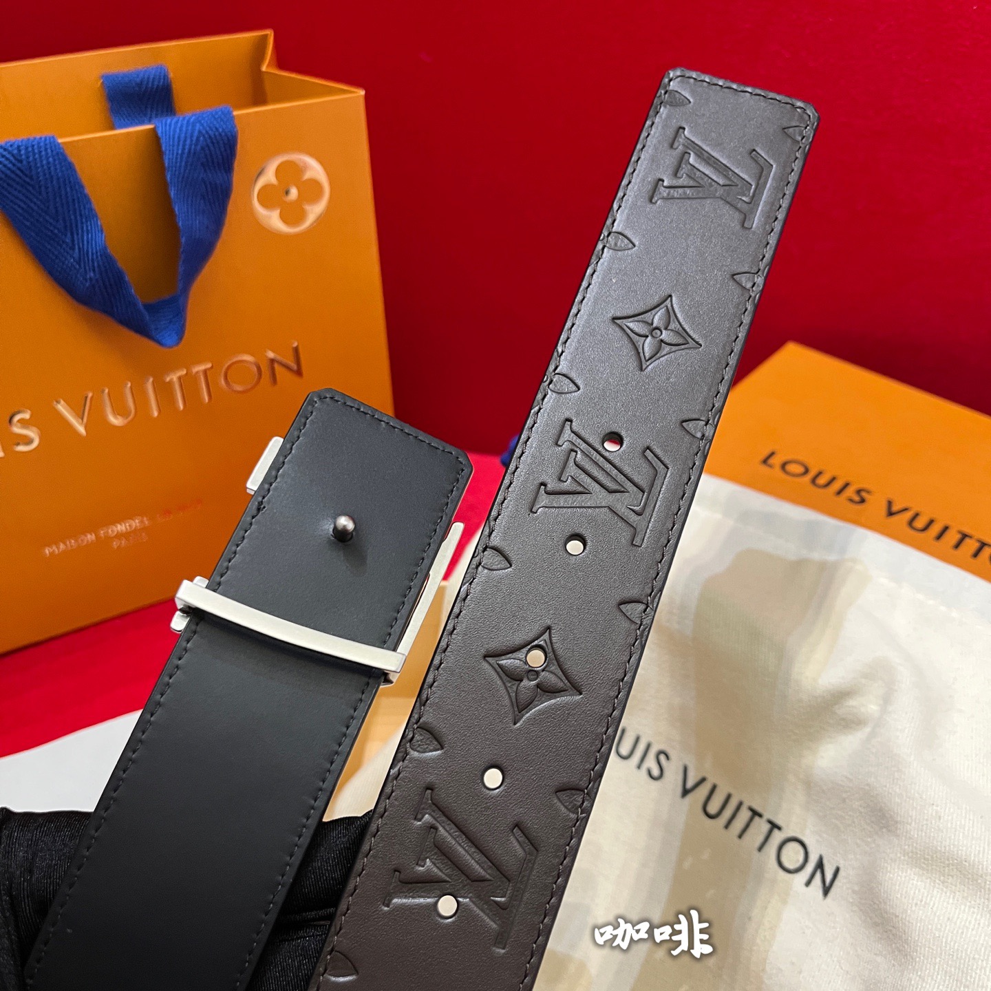 Louis Vuitton 루이비통 루이 비통 남성 진주 장식 모노그램 가죽 벨트 5