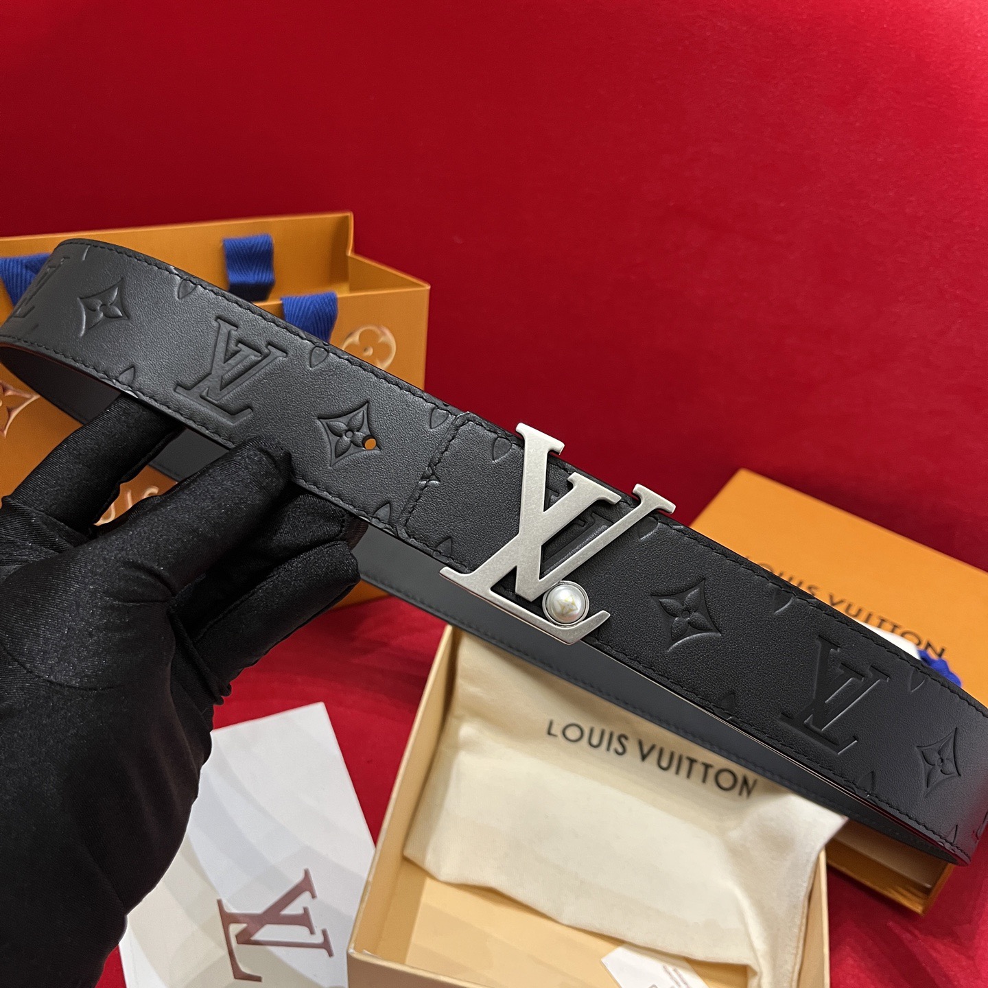 Louis Vuitton 루이비통 루이 비통 남성 진주 장식 모노그램 가죽 벨트 7