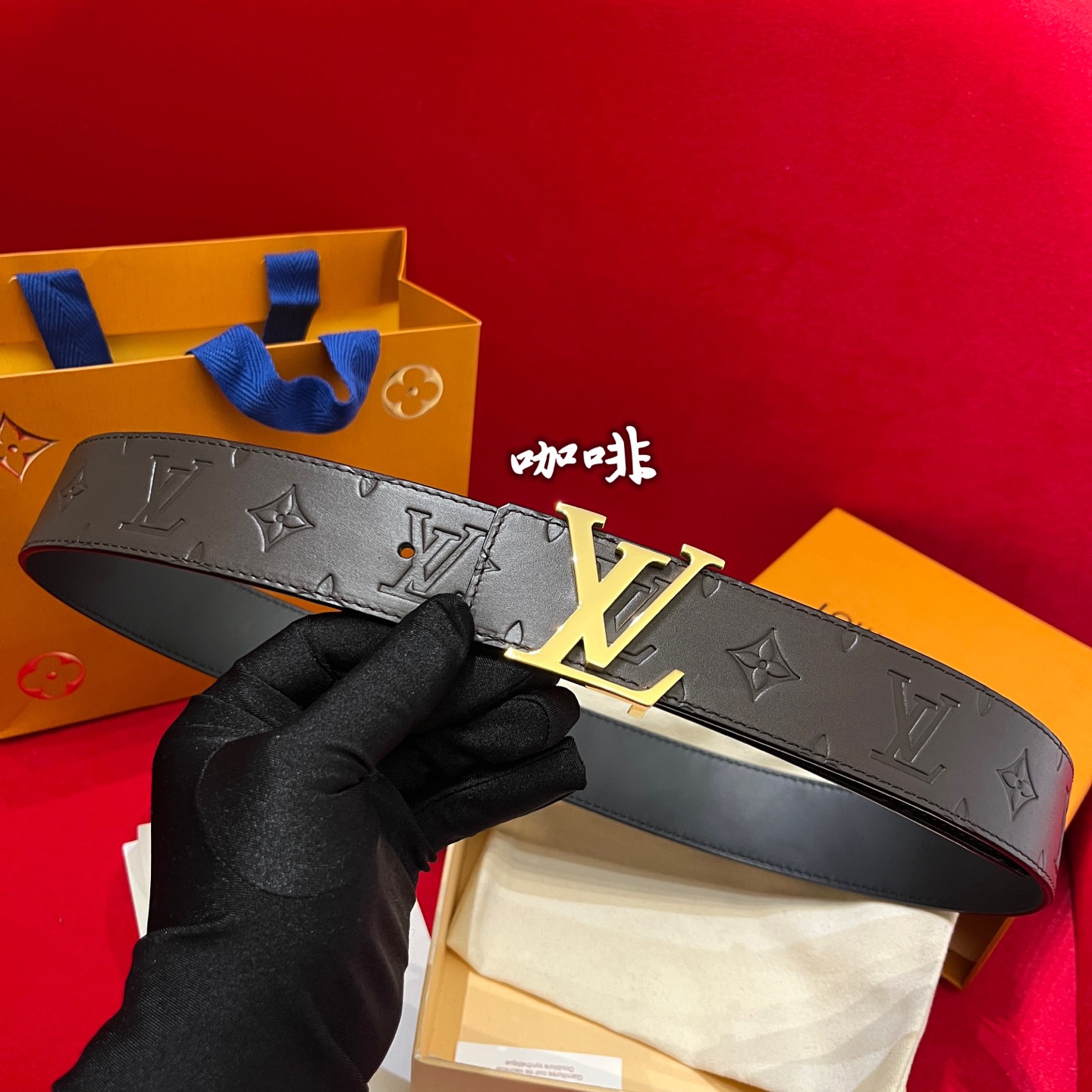 Louis Vuitton 루이비통 루이 비통 남성 진주 장식 모노그램 가죽 벨트 1