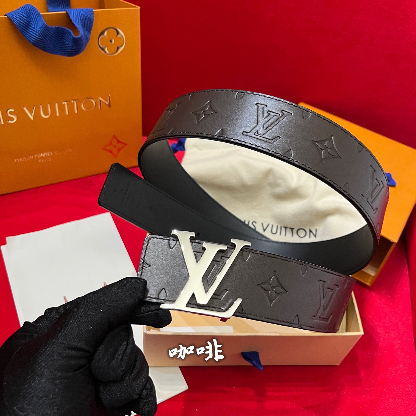 Louis Vuitton 루이비통 루이 비통 남성 진주 장식 모노그램 가죽 벨트 7