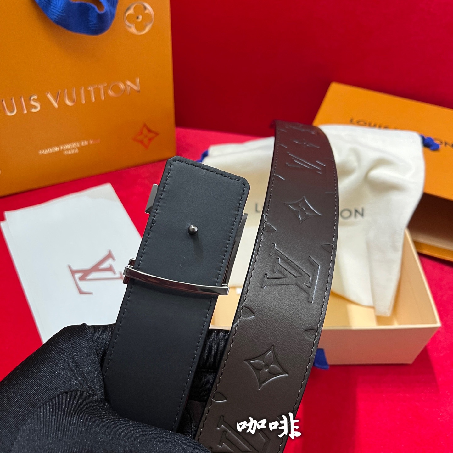 Louis Vuitton 루이비통 루이 비통 남성 진주 장식 모노그램 가죽 벨트 5