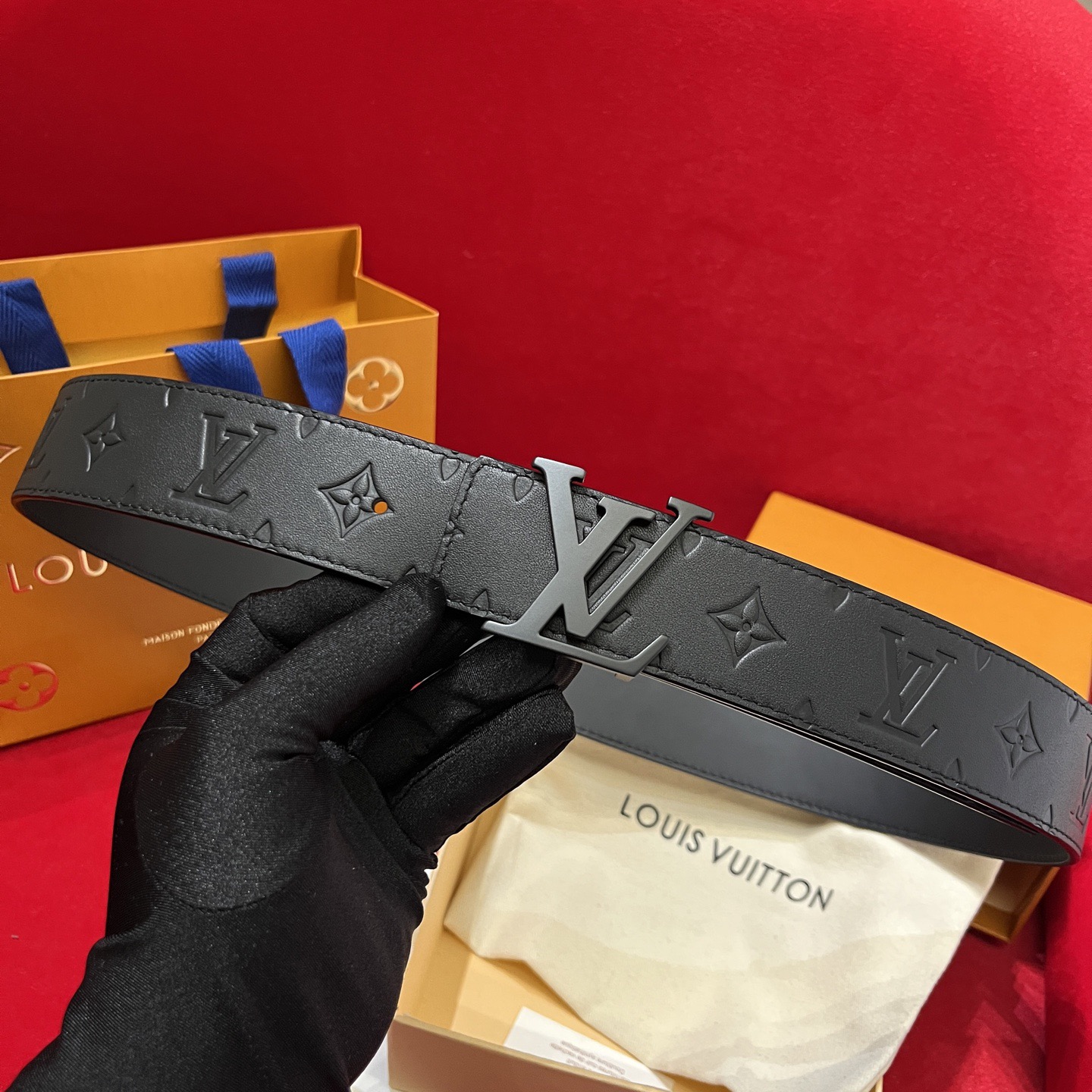 Louis Vuitton 루이비통 루이 비통 남성 진주 장식 모노그램 가죽 벨트 1