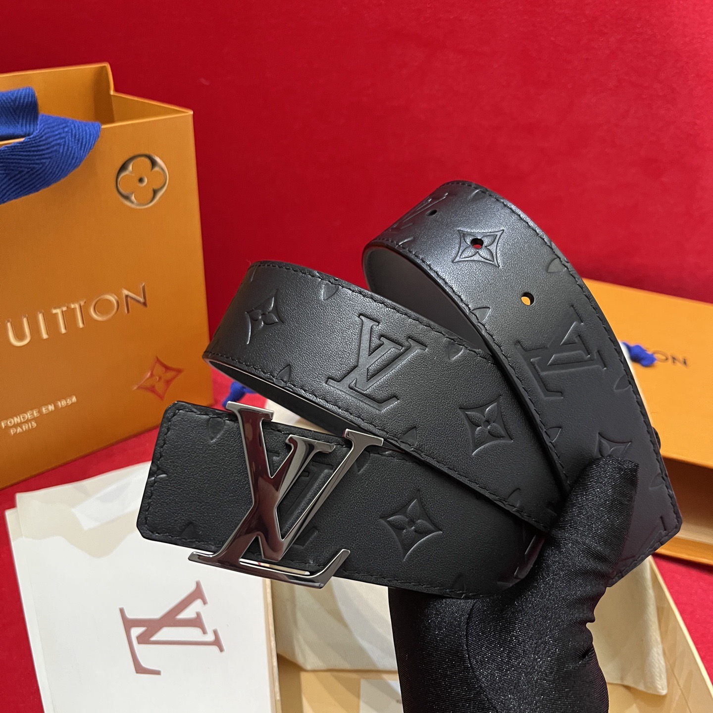 Louis Vuitton 루이비통 루이 비통 남성 진주 장식 모노그램 가죽 벨트 7