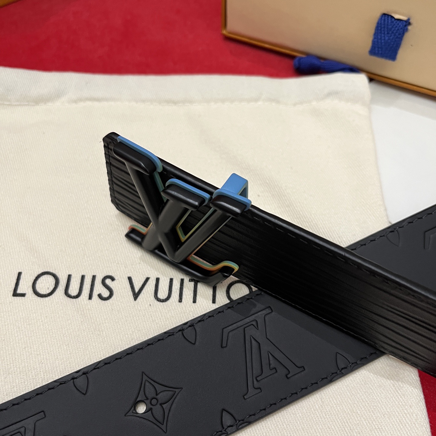 Louis Vuitton 루이비통 루이 비통 남성 양면 소가죽 벨트 4