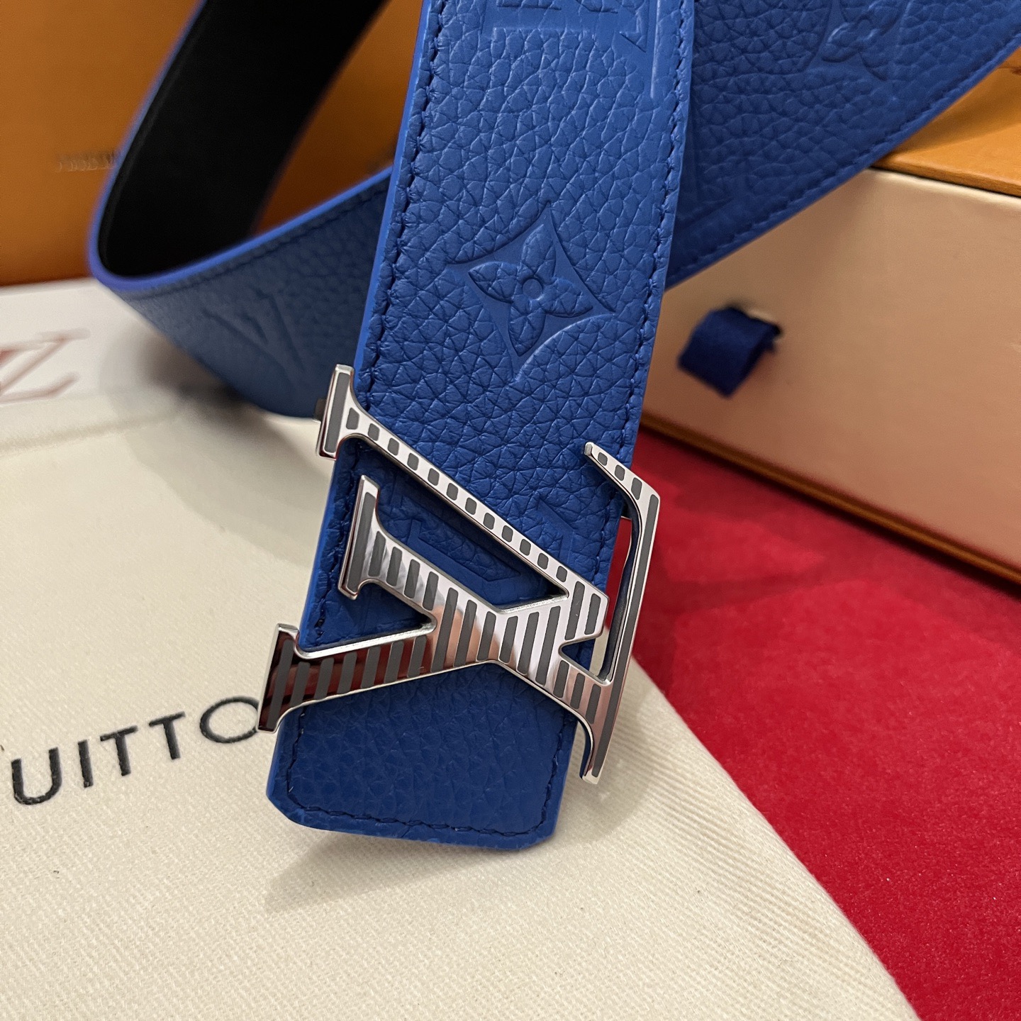 Louis Vuitton 루이비통 루이 비통 토고 패턴 모노그램 남성 가죽 벨트 8