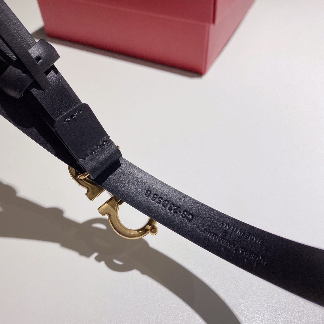 Salvatore Ferragamo 살바토레 페라가모 간치니 소가죽 슬림 벨트 3
