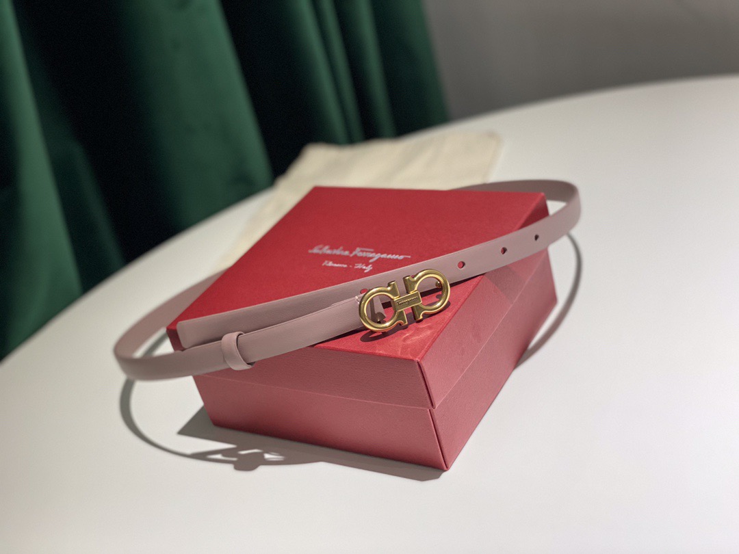 Salvatore Ferragamo 살바토레 페라가모 간치니 소가죽 슬림 벨트 1