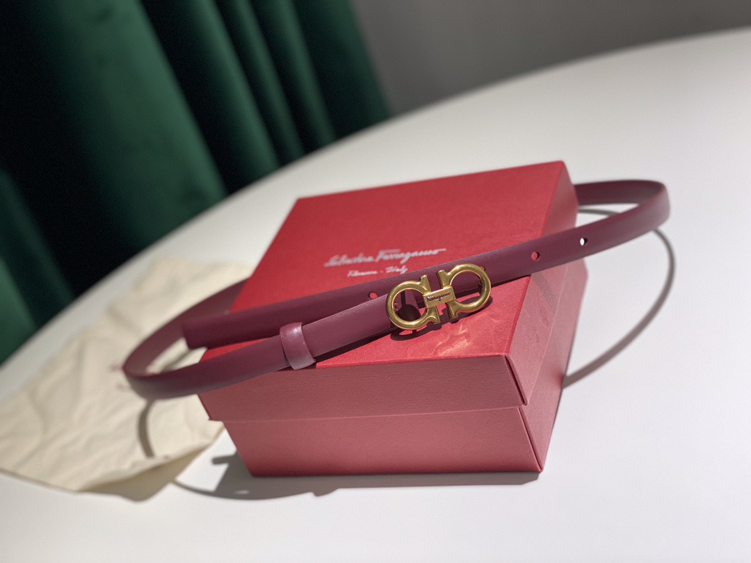 Salvatore Ferragamo 살바토레 페라가모 간치니 소가죽 슬림 벨트 1