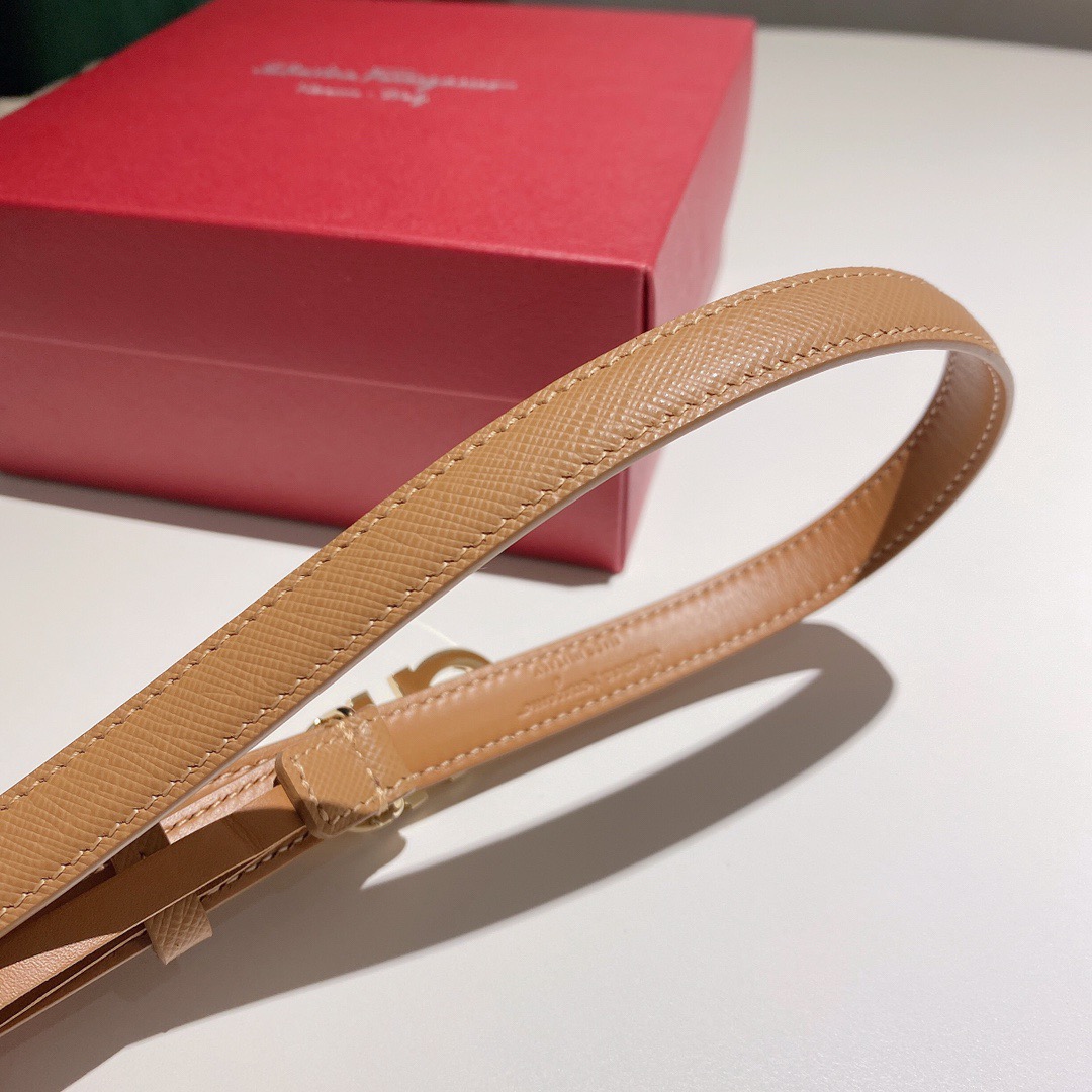 FERRAGAMO 페레가모 FW2023 HUG 나파 가죽 토트백 7