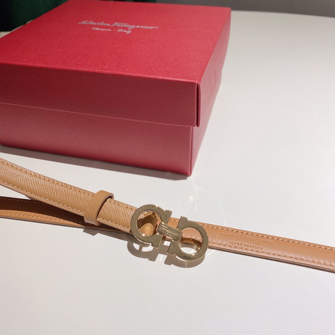 FERRAGAMO 페레가모 FW2023 HUG 나파 가죽 토트백 8