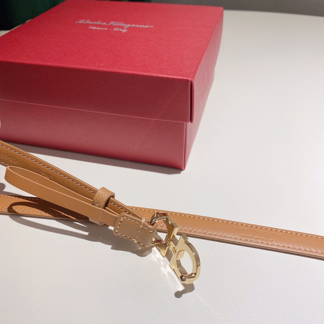 FERRAGAMO 페레가모 FW2023 HUG 나파 가죽 토트백 9