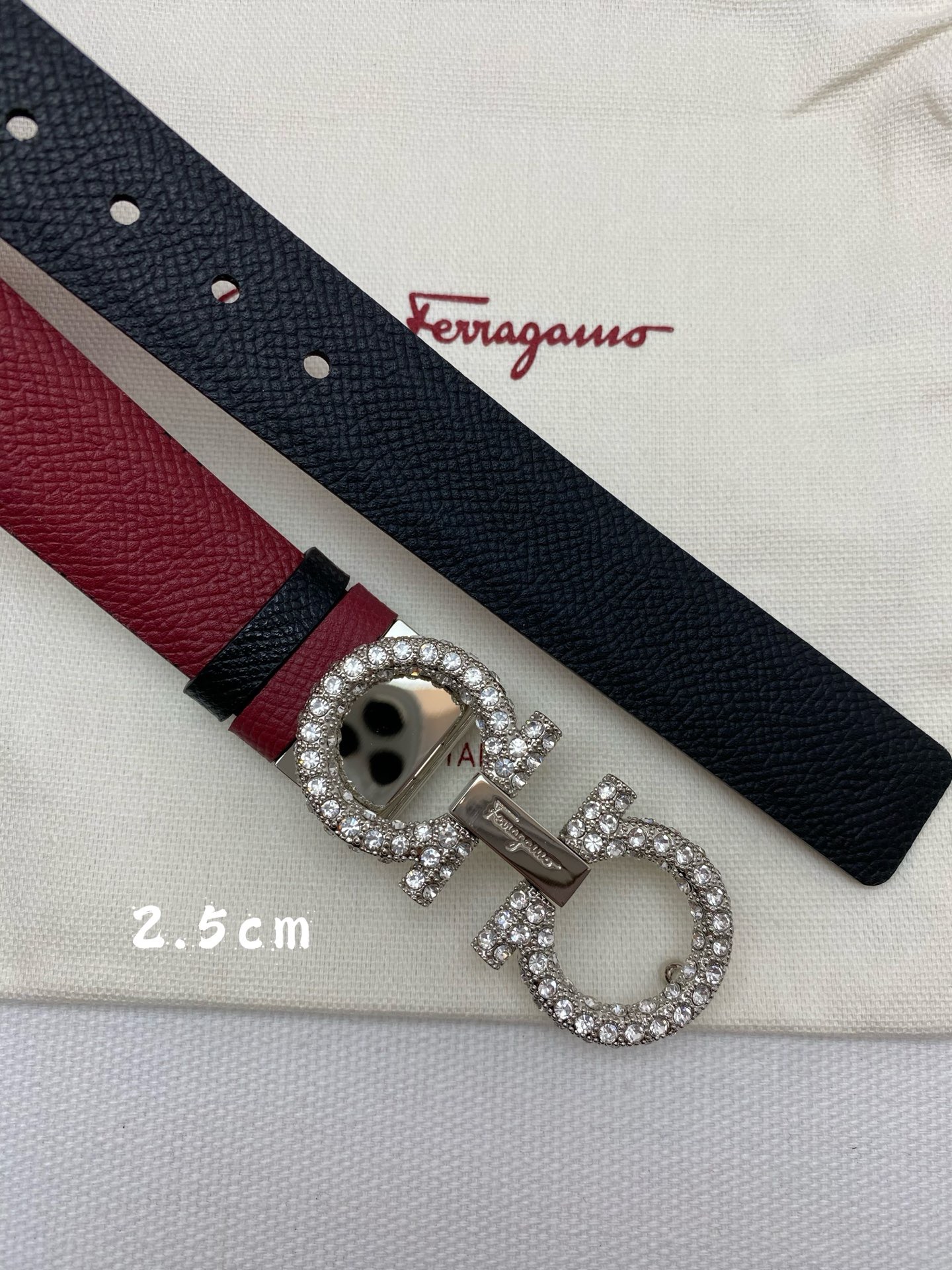 FERRAGAMO 페레가모 FW2023 HUG 나파 가죽 토트백 3