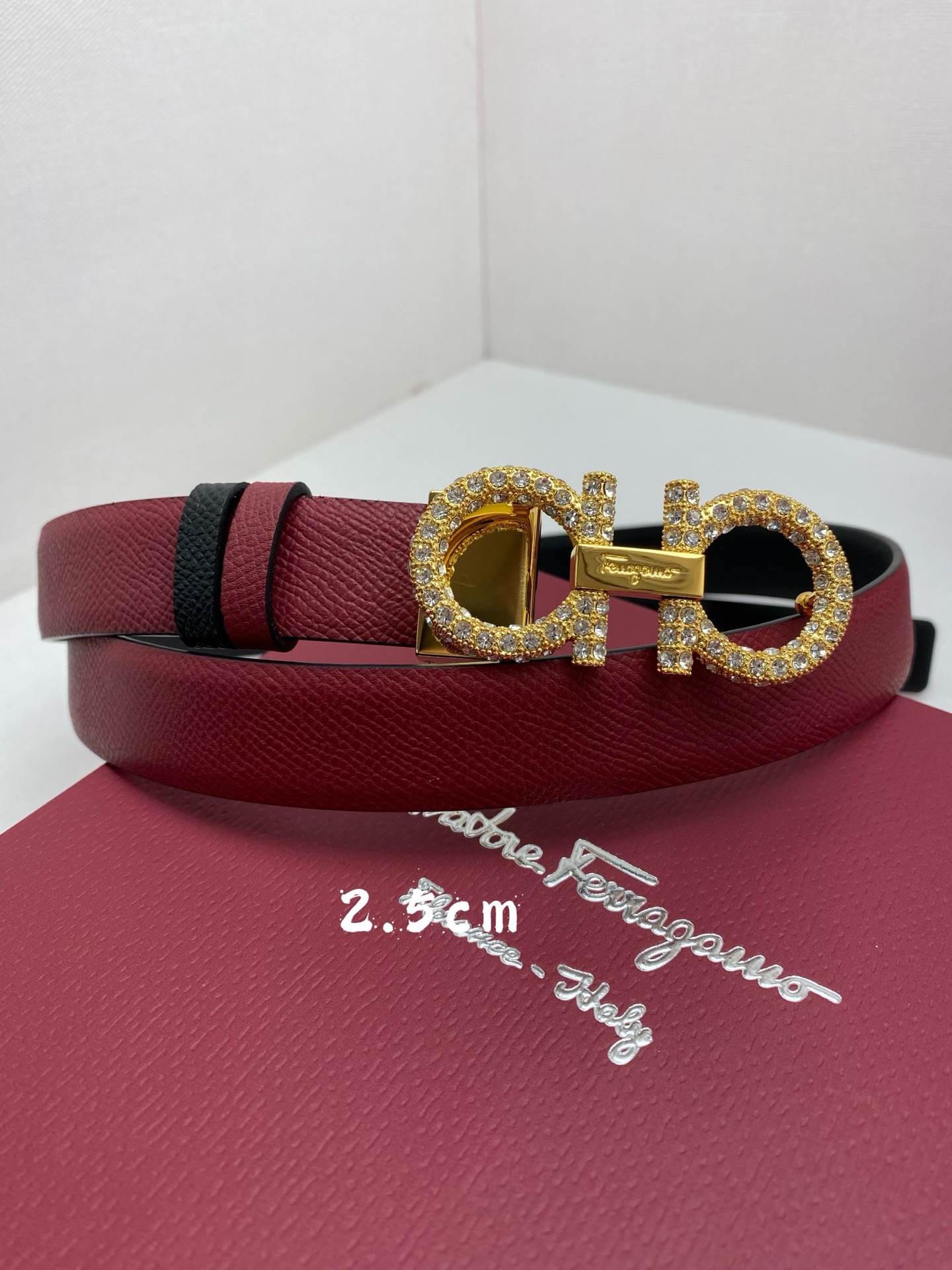 FERRAGAMO 페레가모 FW2023 HUG 나파 가죽 토트백 7