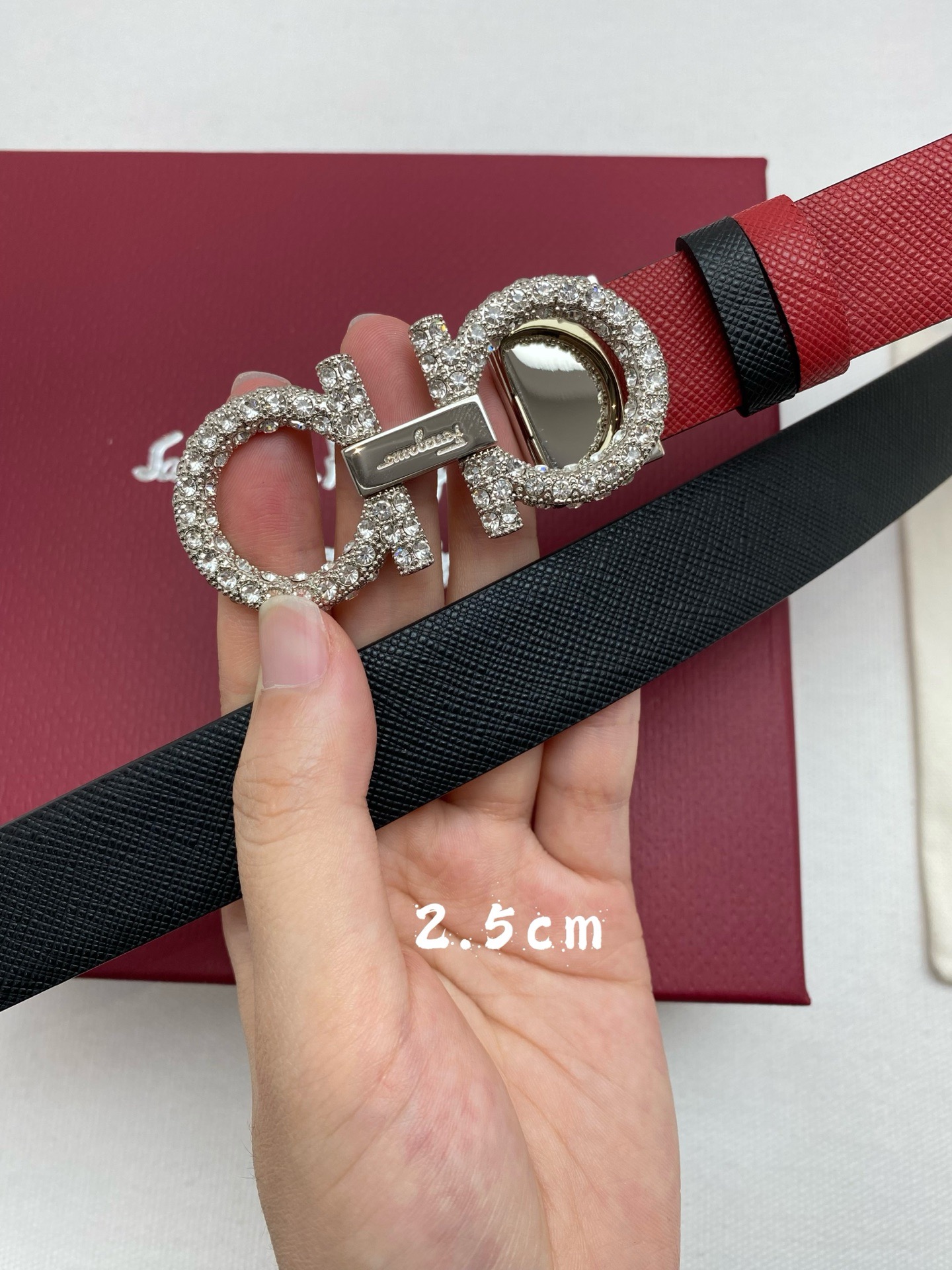 FERRAGAMO 페레가모 FW2023 HUG 나파 가죽 토트백 8