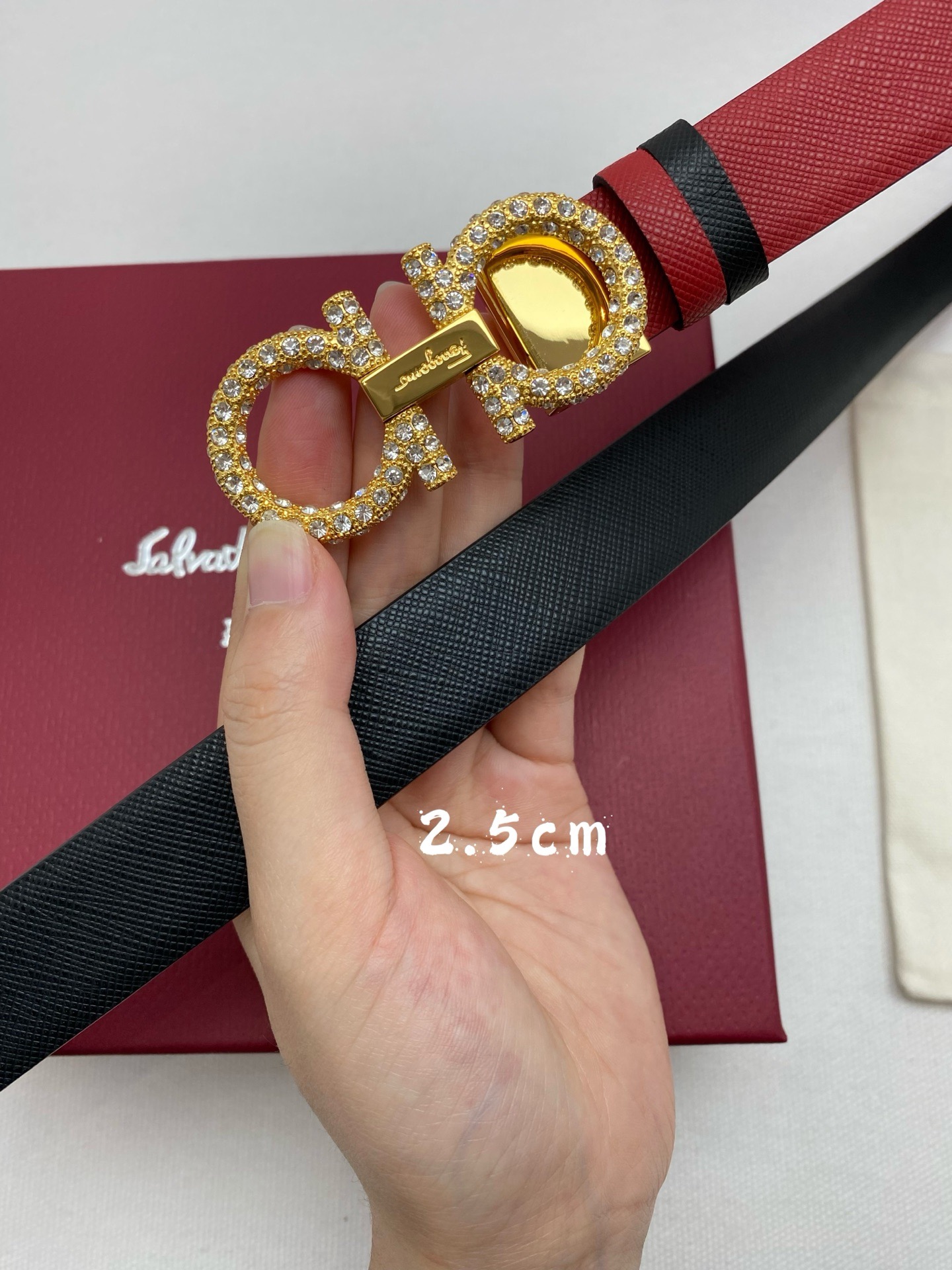 FERRAGAMO 페레가모 FW2023 HUG 나파 가죽 토트백 6