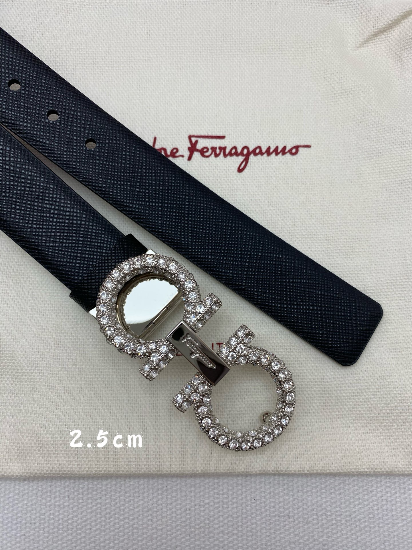 FERRAGAMO 페레가모 FW2023 HUG 나파 가죽 토트백 13