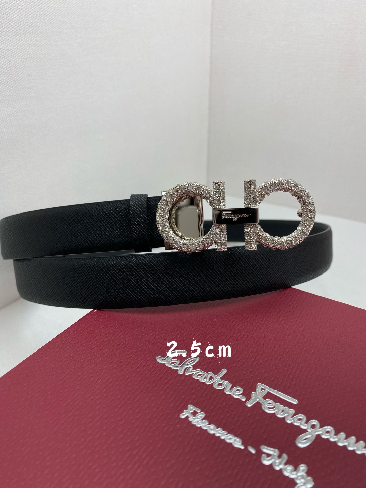 FERRAGAMO 페레가모 FW2023 HUG 나파 가죽 토트백 14