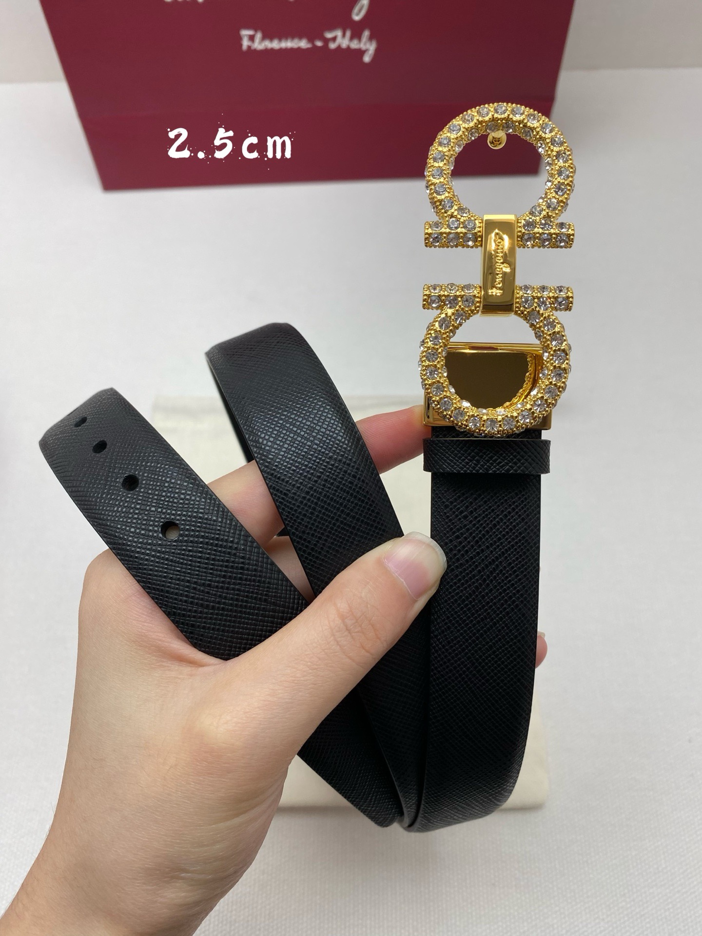 FERRAGAMO 페레가모 FW2023 HUG 나파 가죽 토트백 17