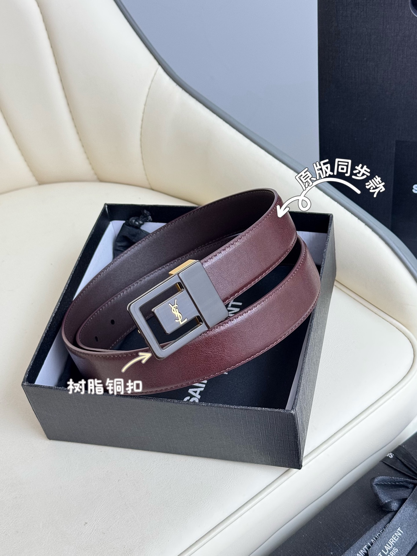 FERRAGAMO 페레가모 FW2023 HUG 나파 가죽 토트백 5