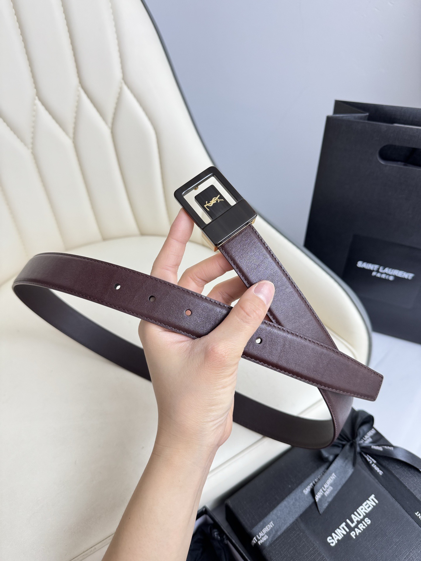 FERRAGAMO 페레가모 FW2023 HUG 나파 가죽 토트백 6