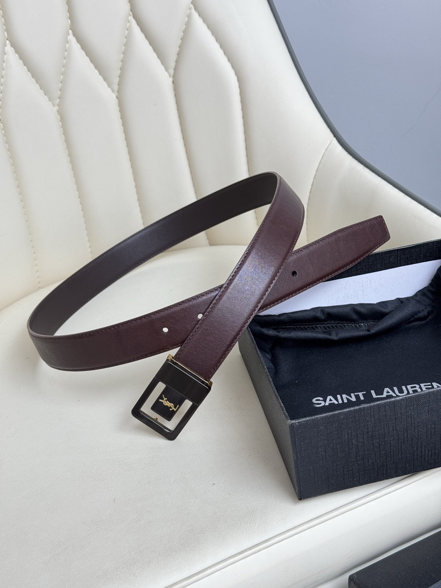 FERRAGAMO 페레가모 FW2023 HUG 나파 가죽 토트백 7