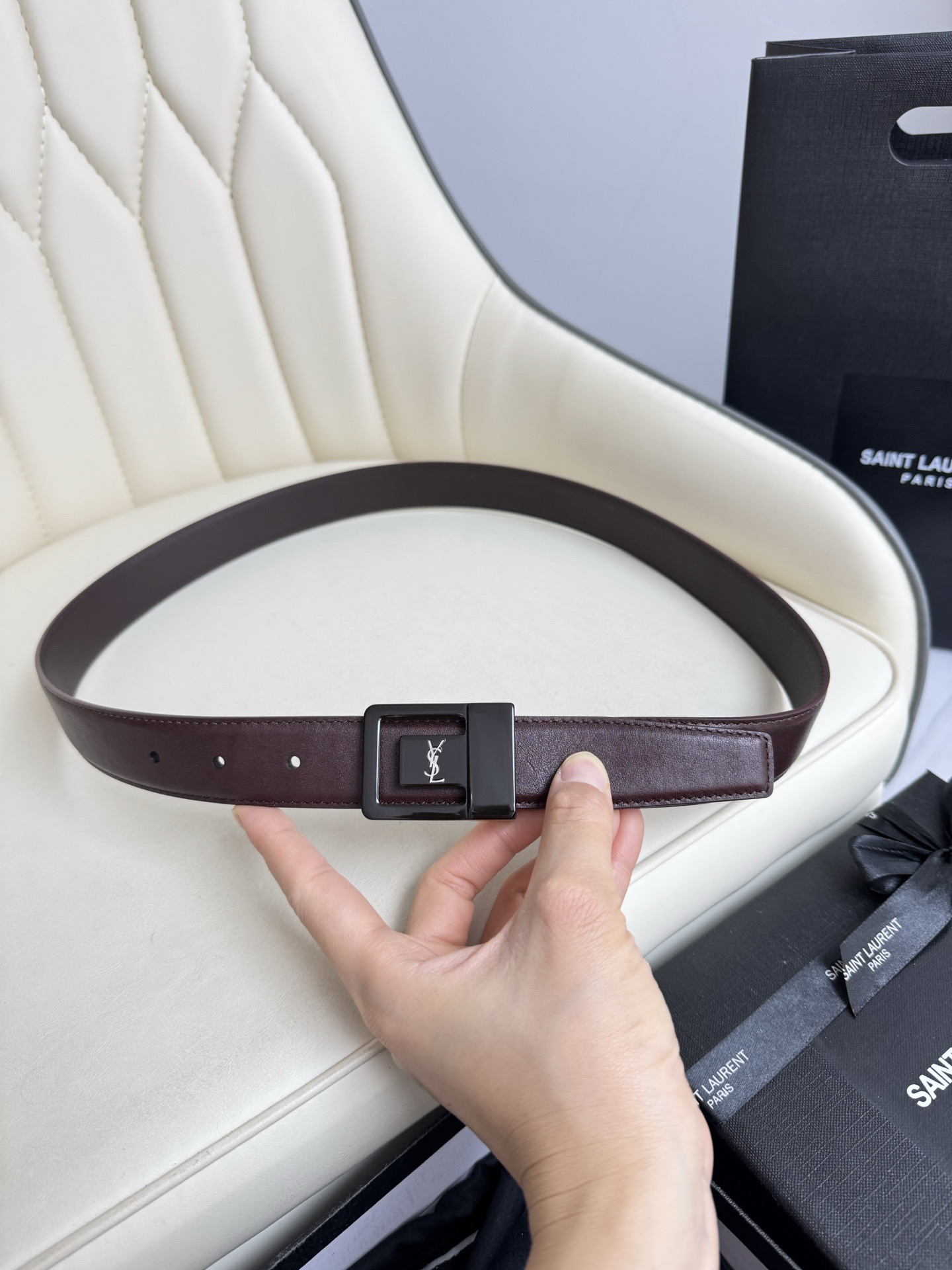 FERRAGAMO 페레가모 FW2023 HUG 나파 가죽 토트백 7