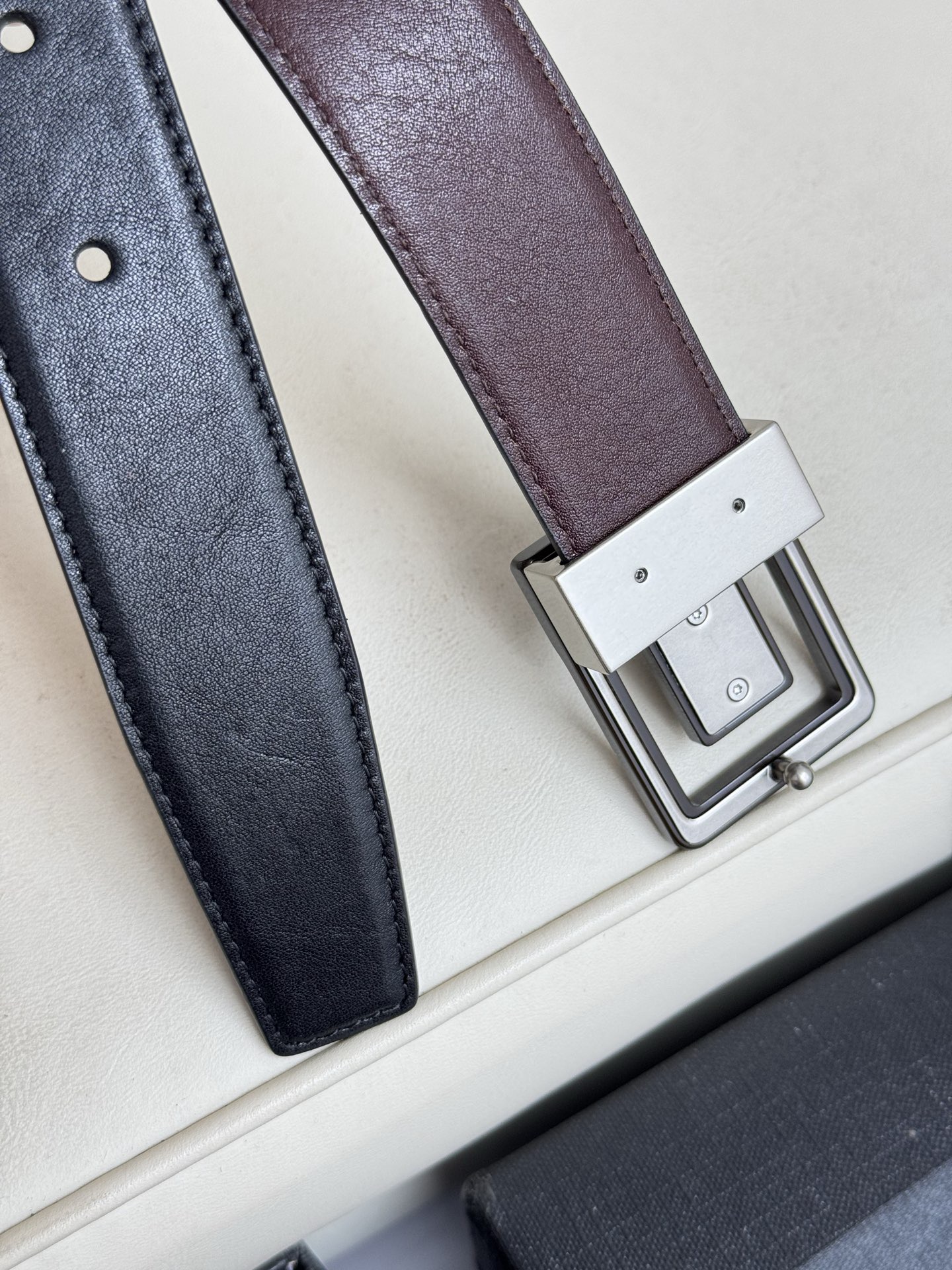 Saint Laurent 생로랑 남녀공용 가죽 벨트 6