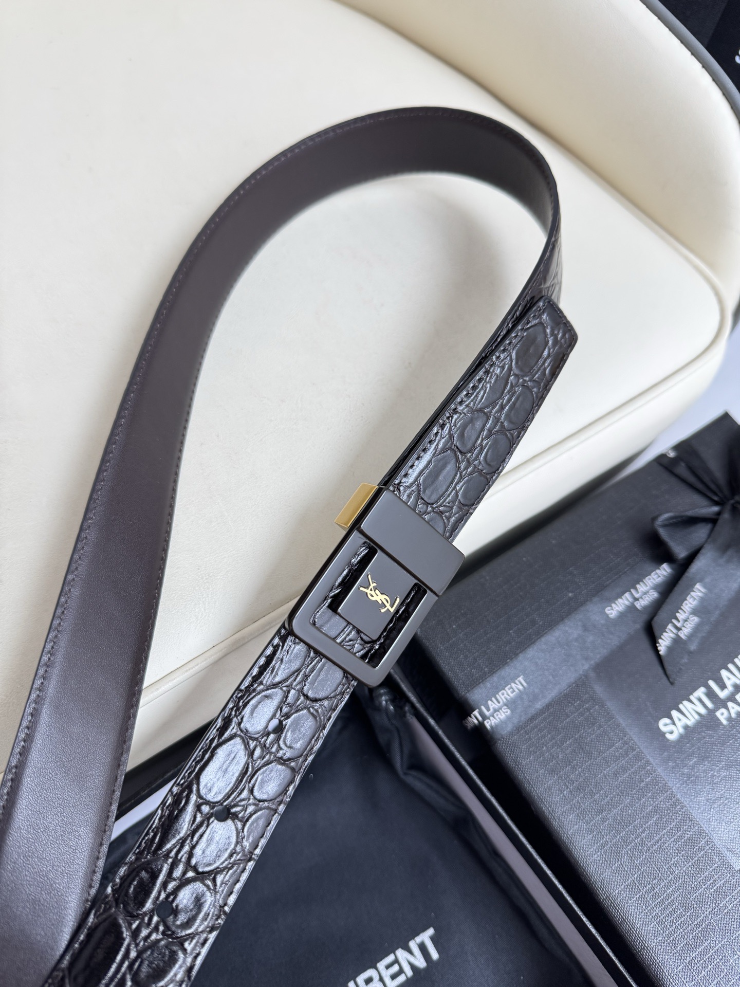 Ferragamo 살바토레 페라가모 FW2023 Gancino 블랙 토트백 5