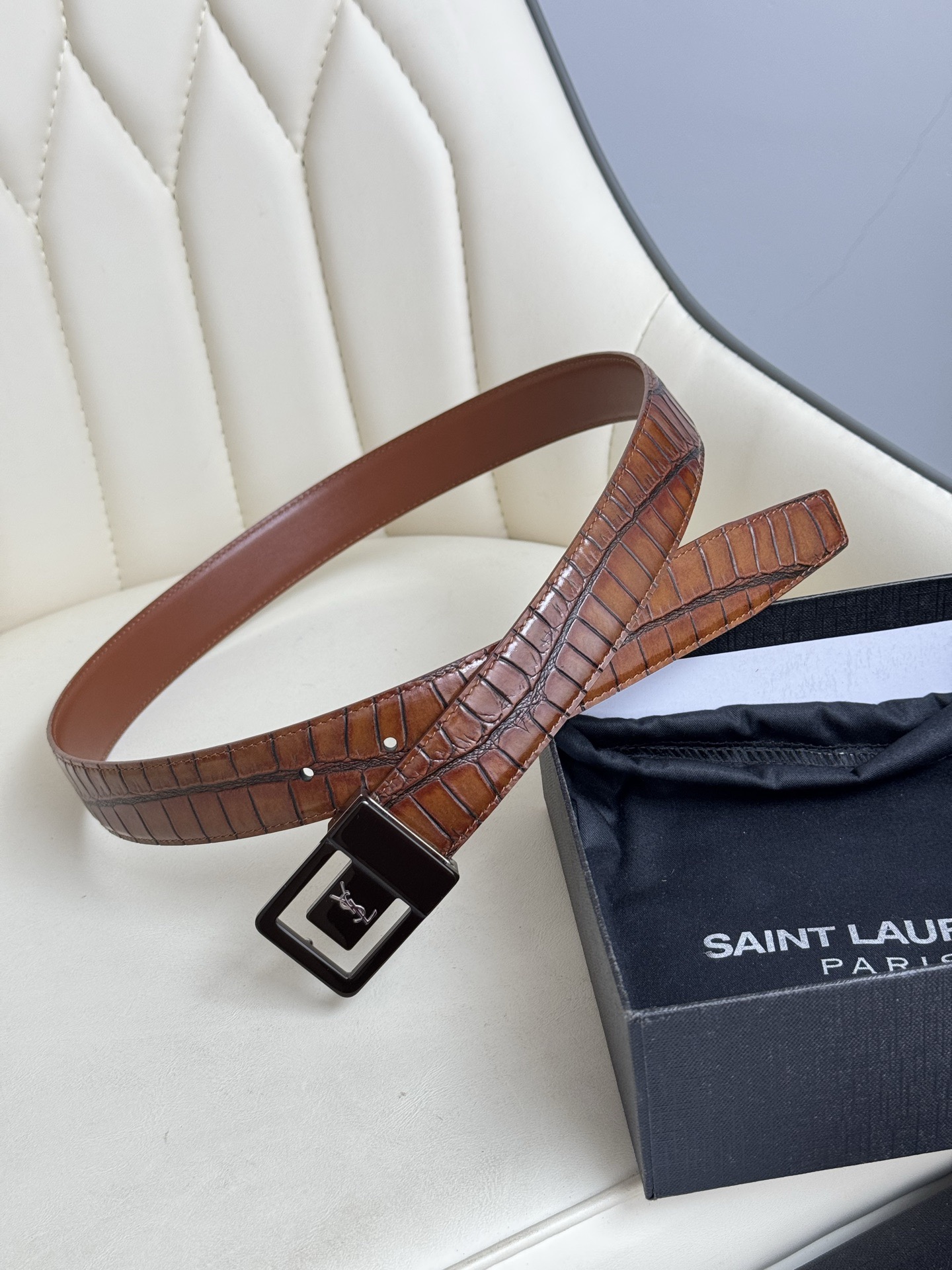 Saint Laurent 생로랑 남녀공용 가죽 벨트 3