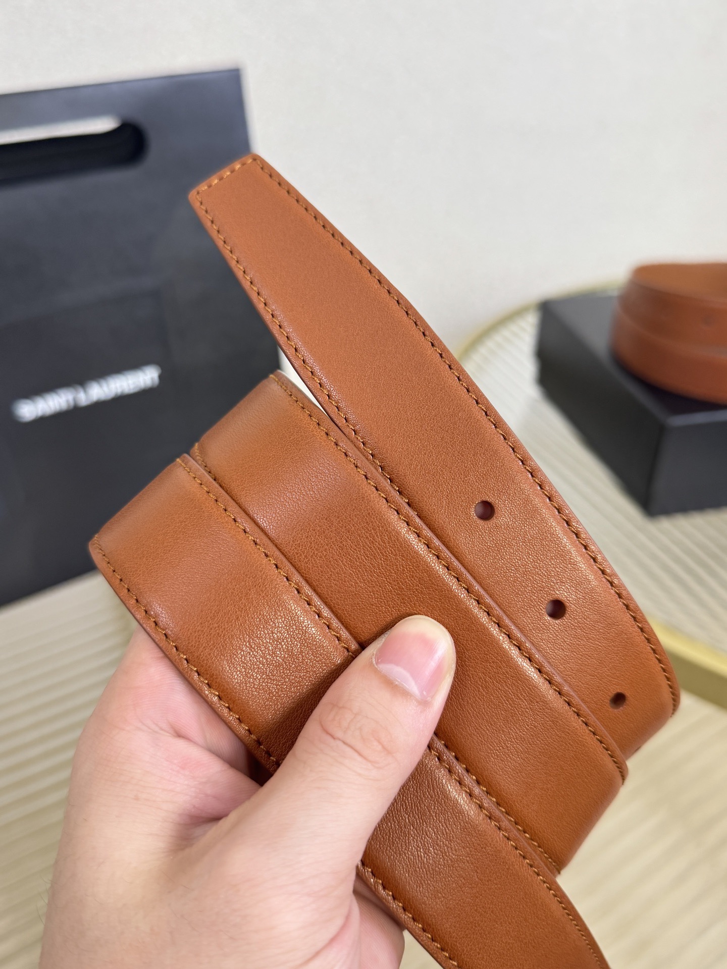 Saint Laurent 생로랑 LA 66 가죽 버클 여성 벨트 7