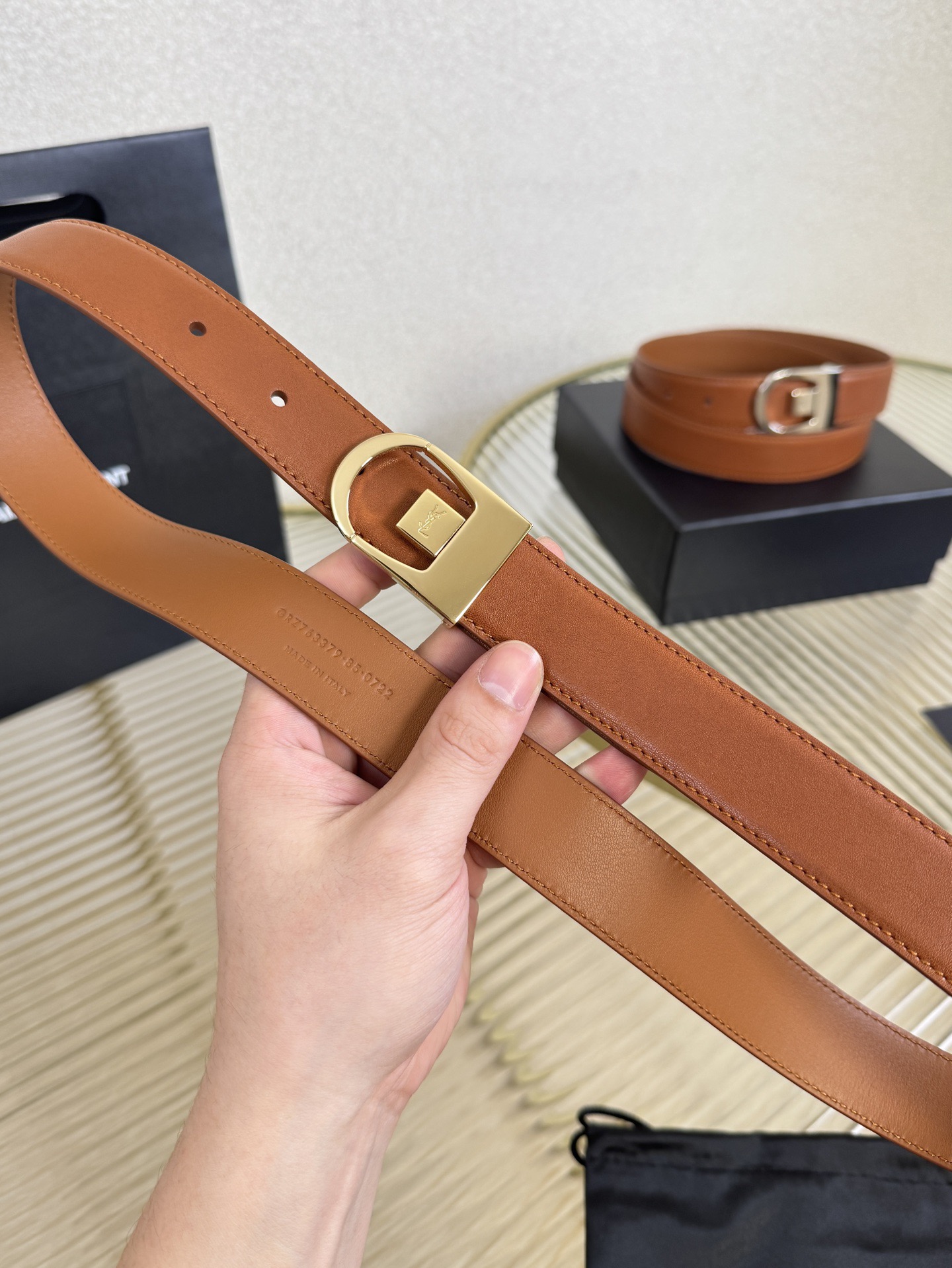 Saint Laurent 생로랑 LA 66 가죽 버클 여성 벨트 6