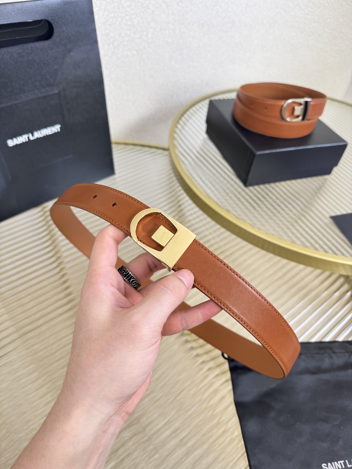 Saint Laurent 생로랑 LA 66 가죽 버클 여성 벨트 8