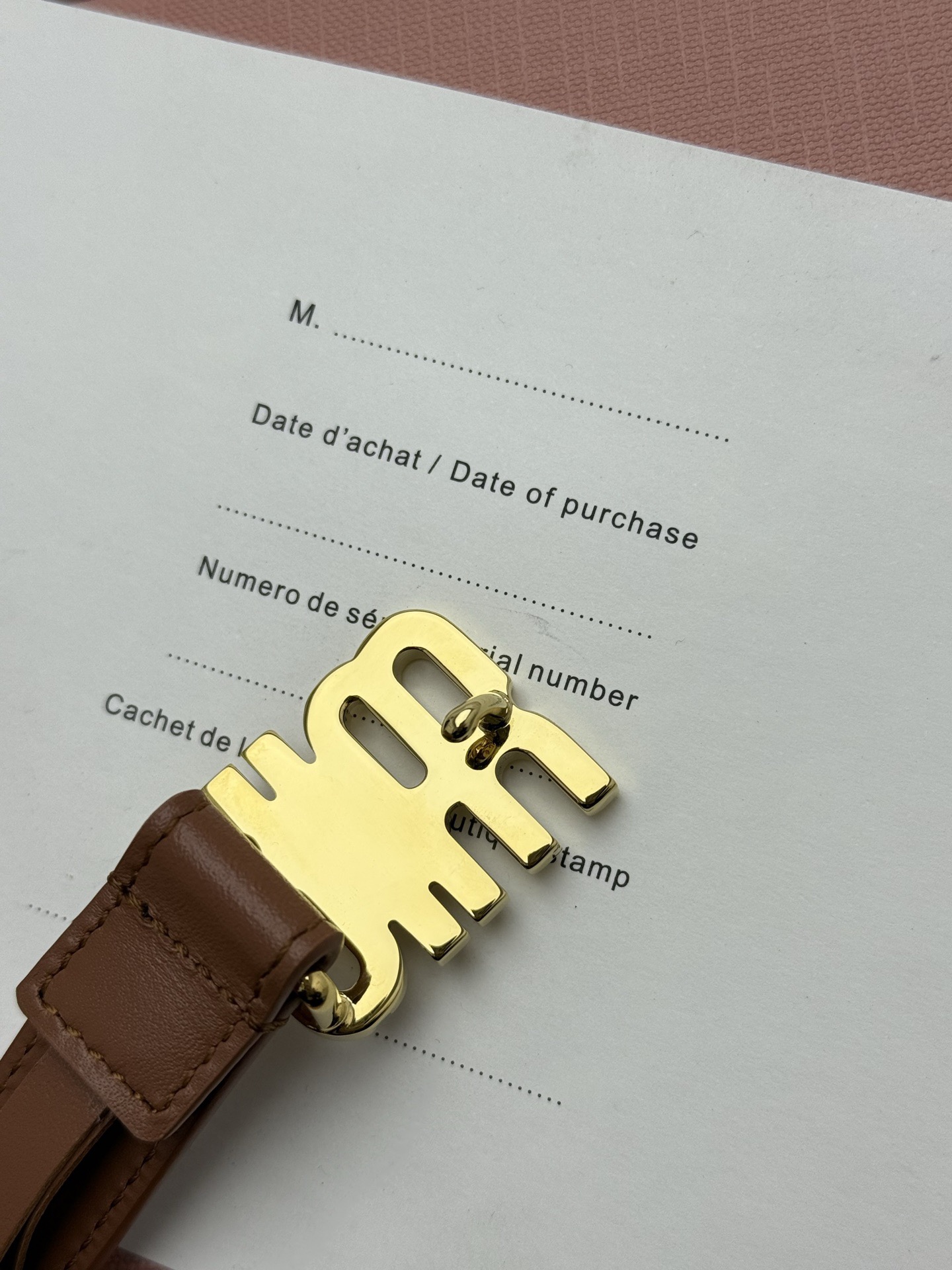 FERRAGAMO 살바토레 페라가모 FW2023 Gancino 장식 가죽 핸드백 9