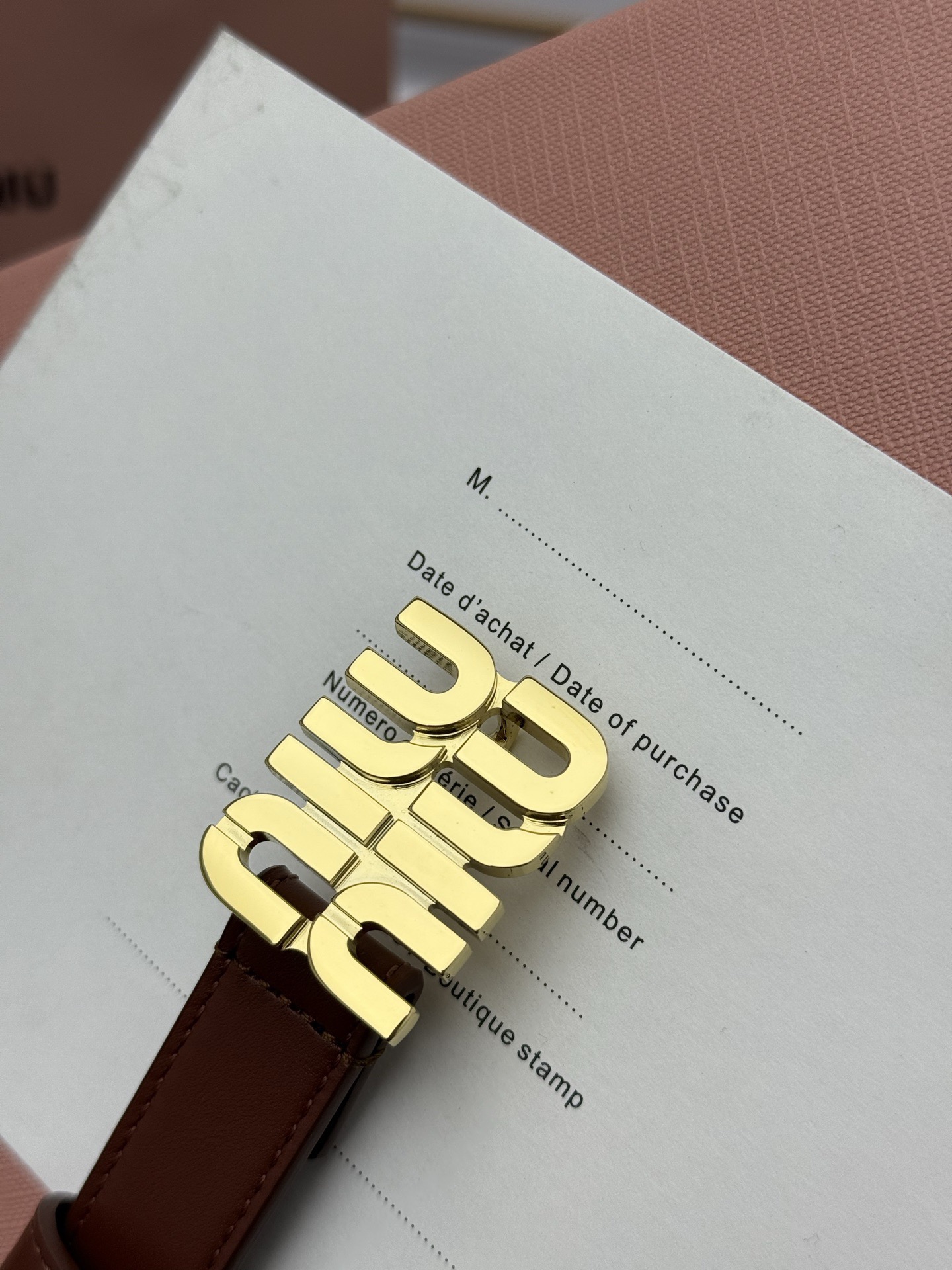 FERRAGAMO 살바토레 페라가모 FW2023 Gancino 장식 가죽 핸드백 10