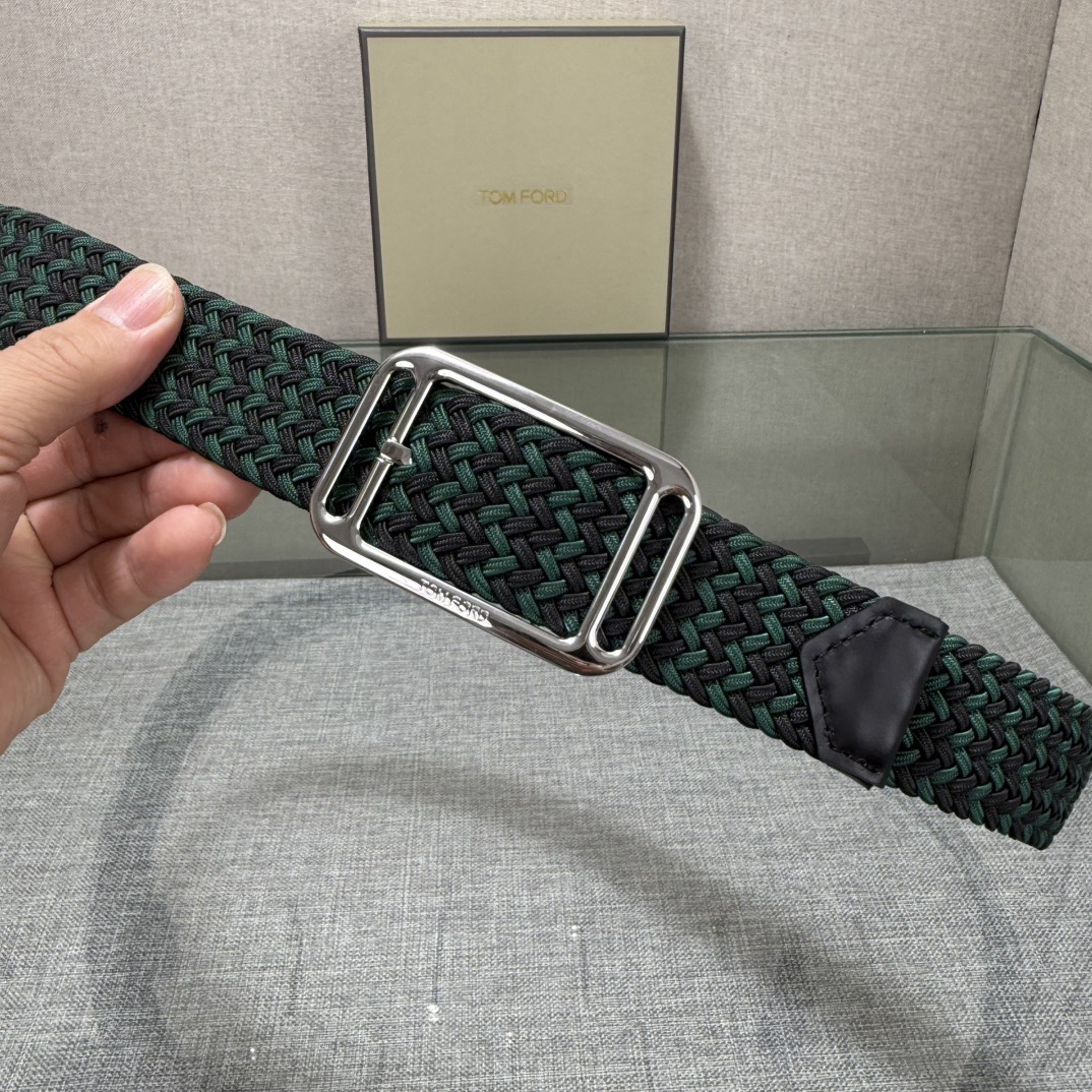 PRADA 프라다 FW2023 나일론 멀티포켓 토트백 4