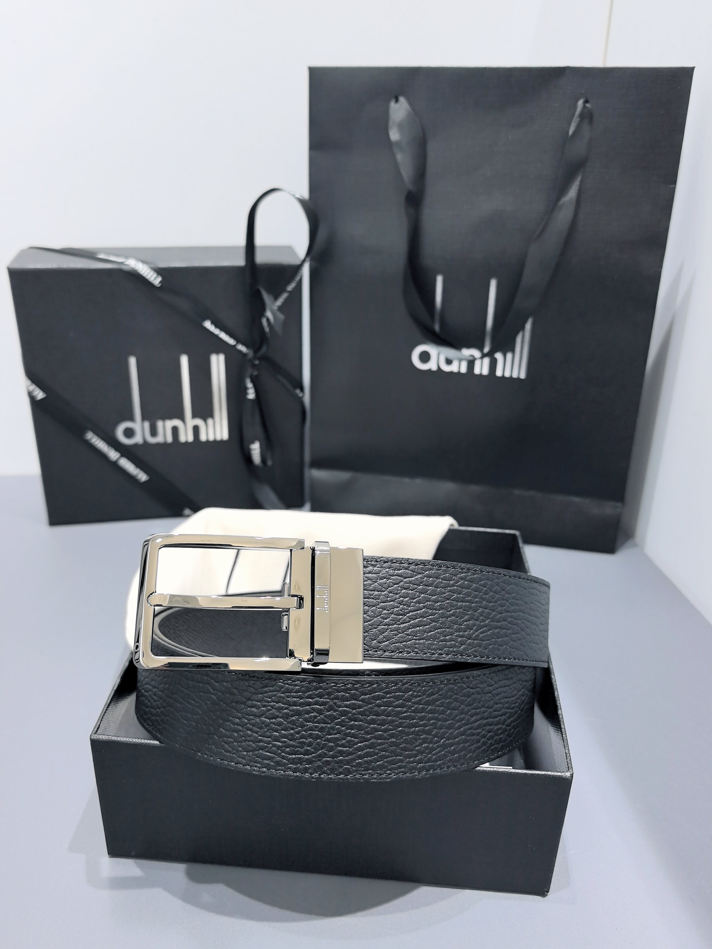 FERRAGAMO 페라가모 FW2023 Gancini 장식 중형 토트백 18