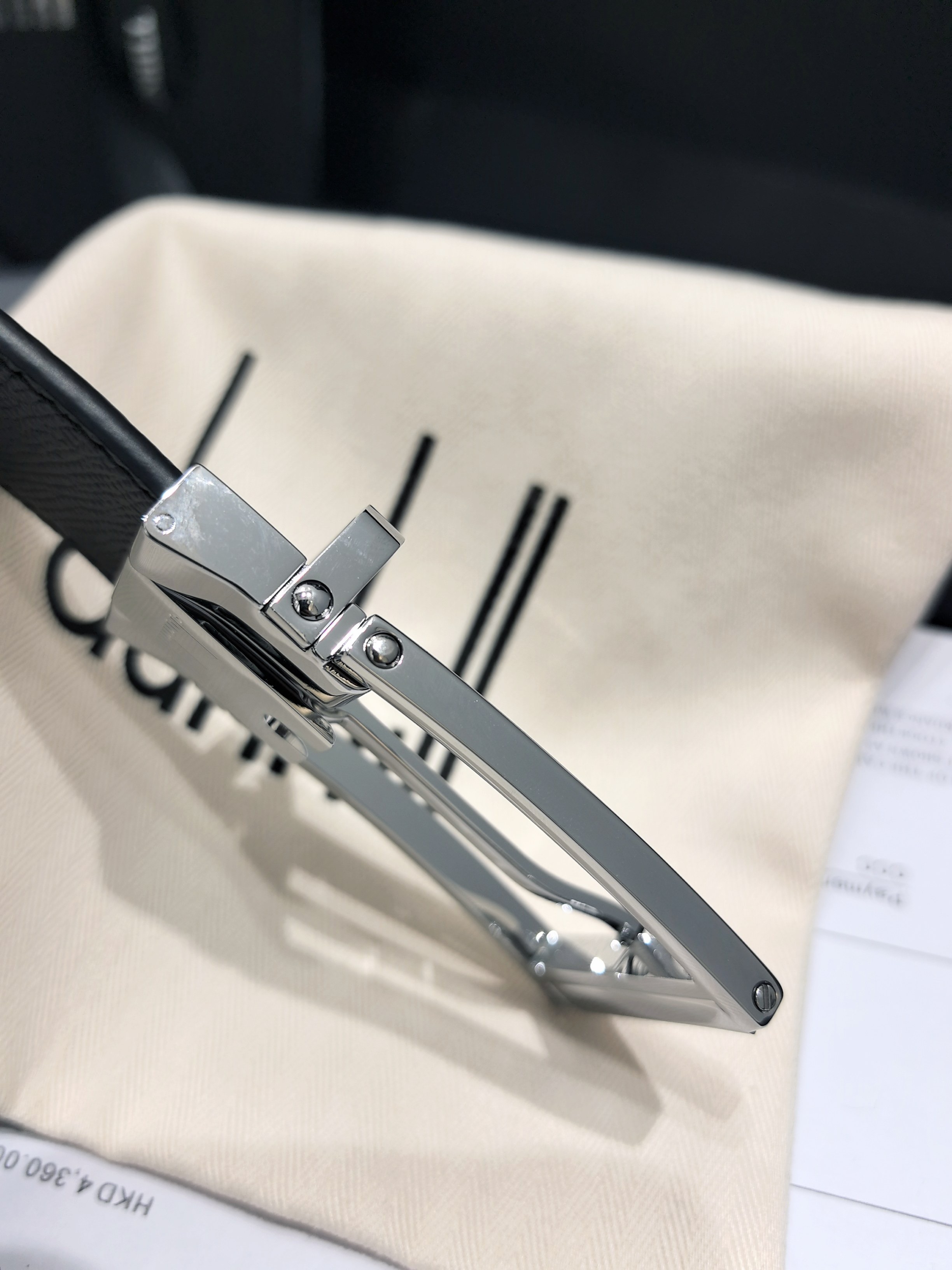 FERRAGAMO 페라가모 FW2023 Gancini 장식 중형 토트백 27