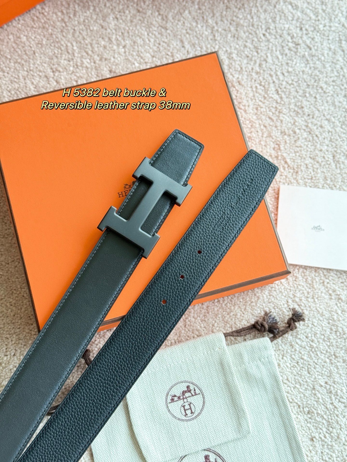 FERRAGAMO 페라가모 FW2023 Gancini 크로스백 4