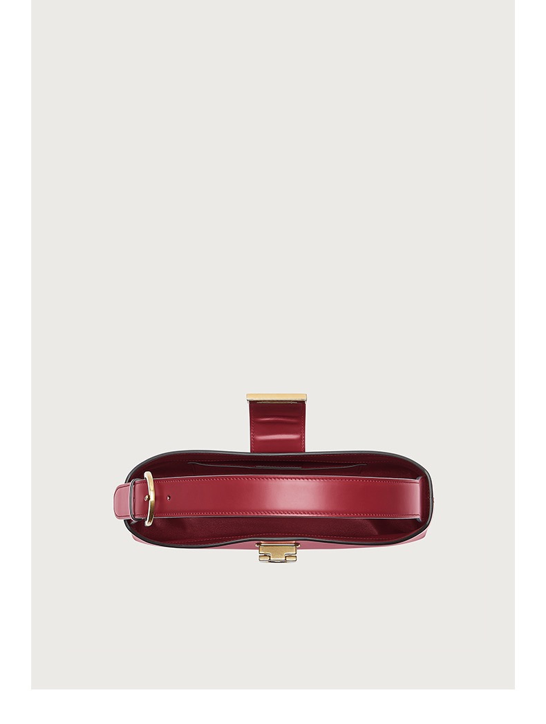 Ferragamo 살바토레 페라가모 FW2023 Trifolio Gancini 숄더백 3