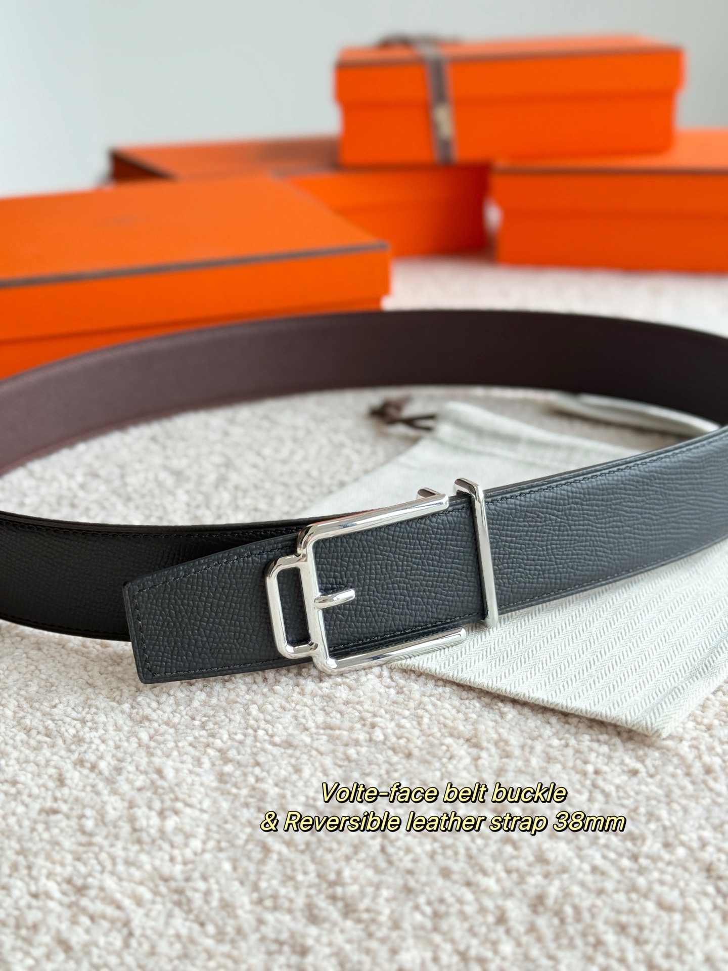 Louis Vuitton 루이비통 스네이크 패턴 자켓 13